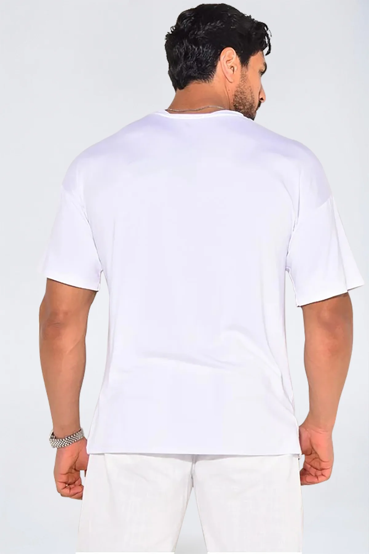 THE BATA T-SHIRT - BASIC EN OVERSIZED - Image 13