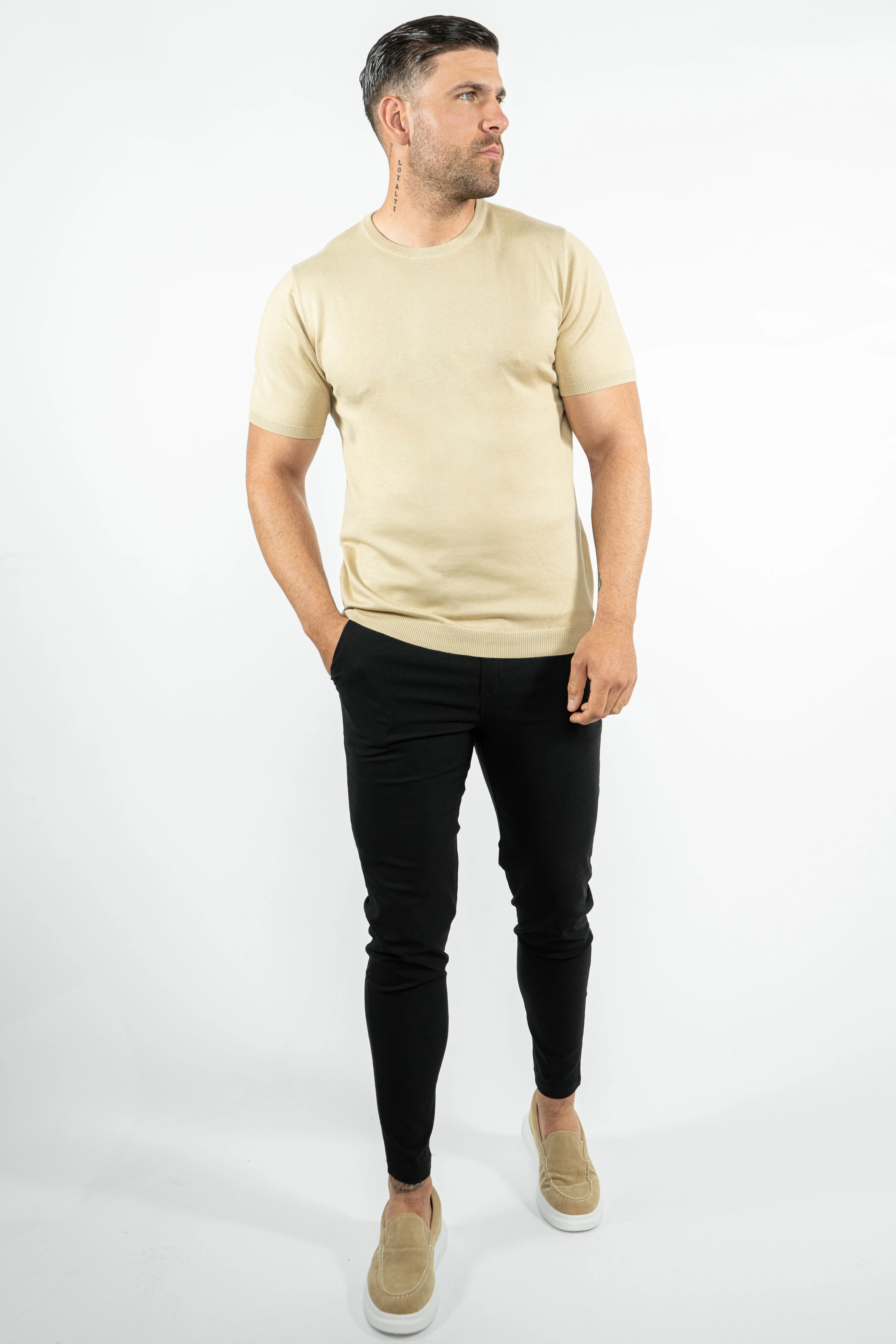 THE LUCA - KNITTED SLIM FIT T-SHIRT - Image 17