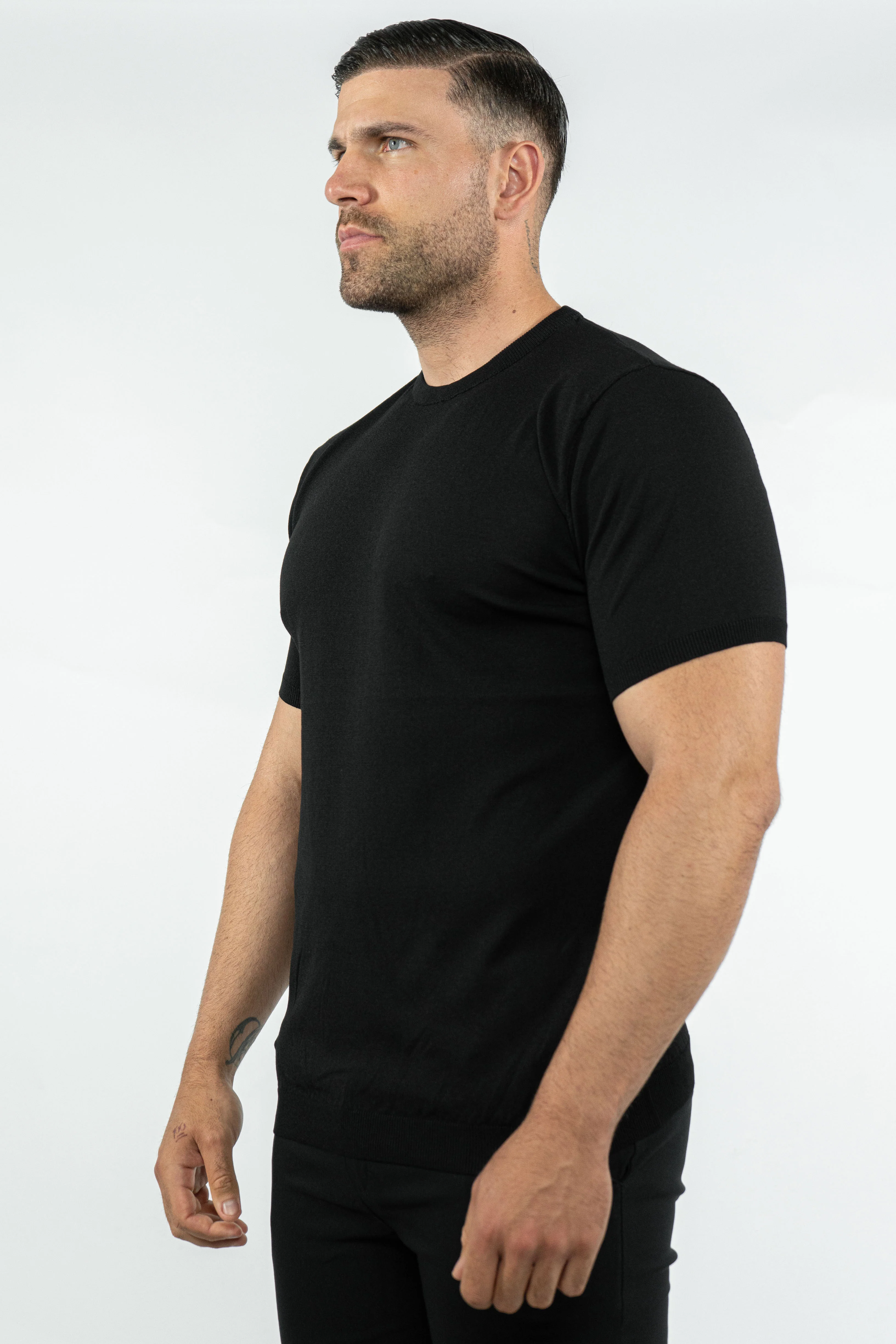 THE LUCA - KNITTED SLIM FIT T-SHIRT - Image 4