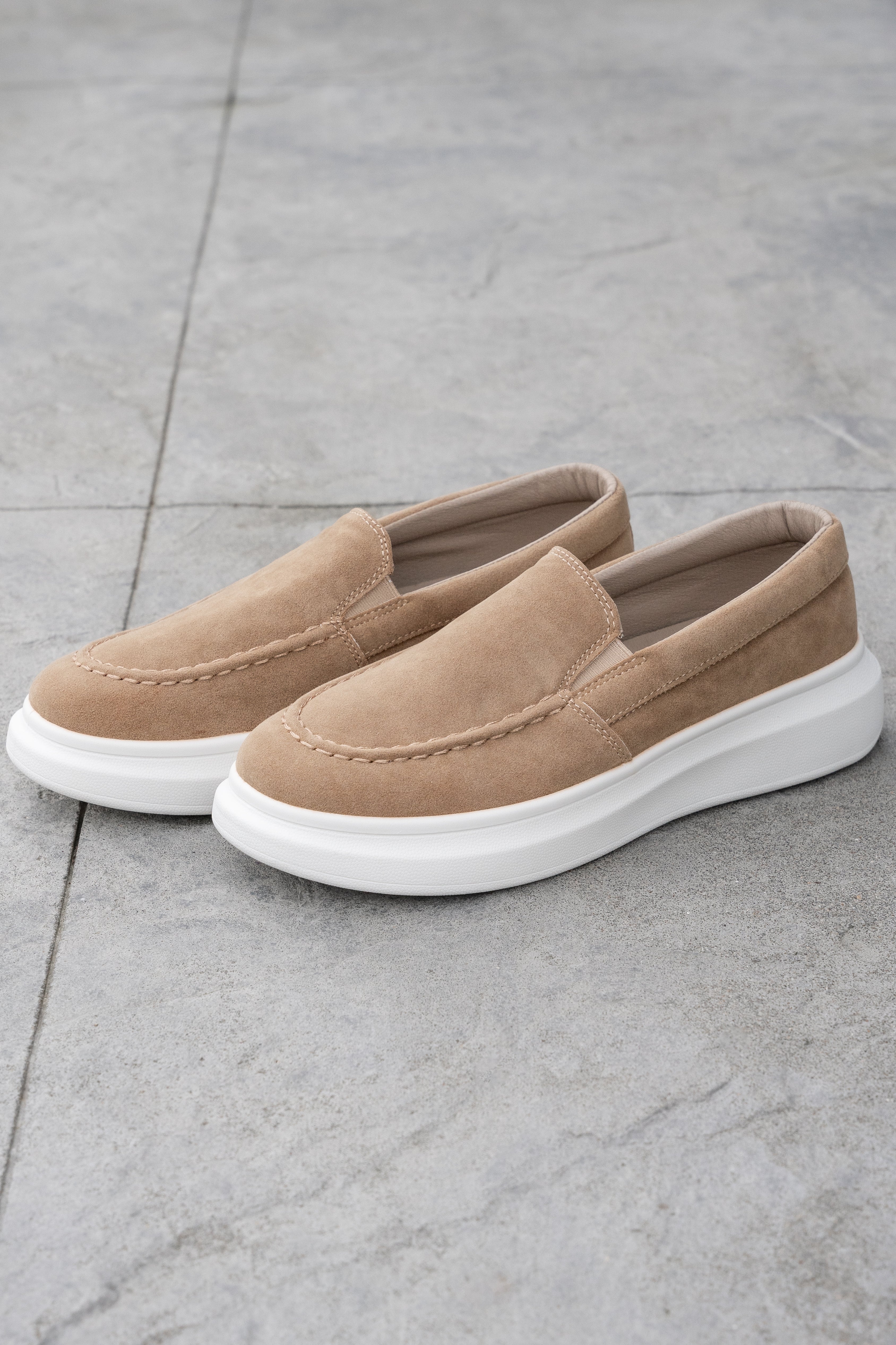 THE VARISO SUEDE INSTAPPER - Image 6