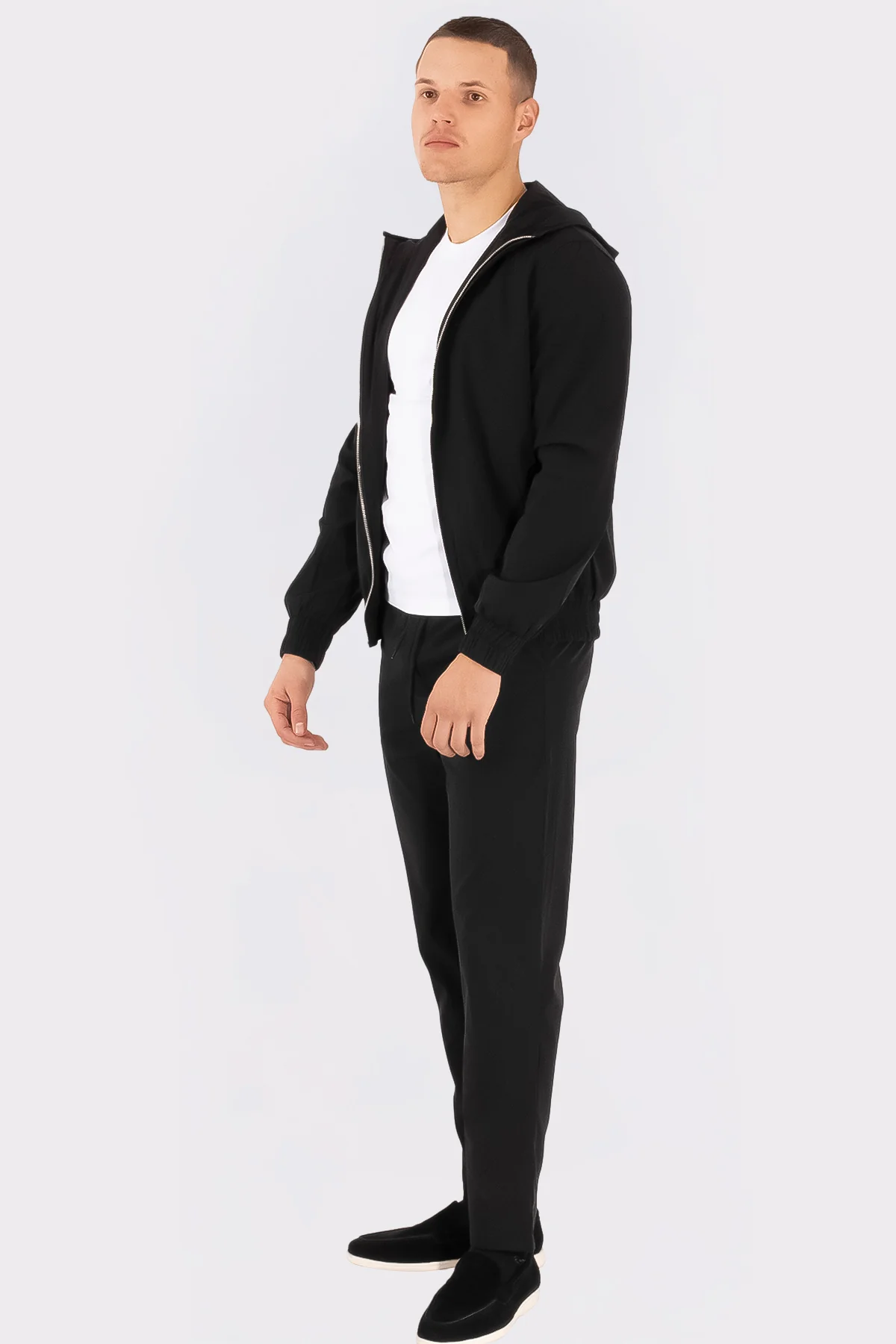 DUTCHVIBES HIGH-END TECH SUIT - Image 15