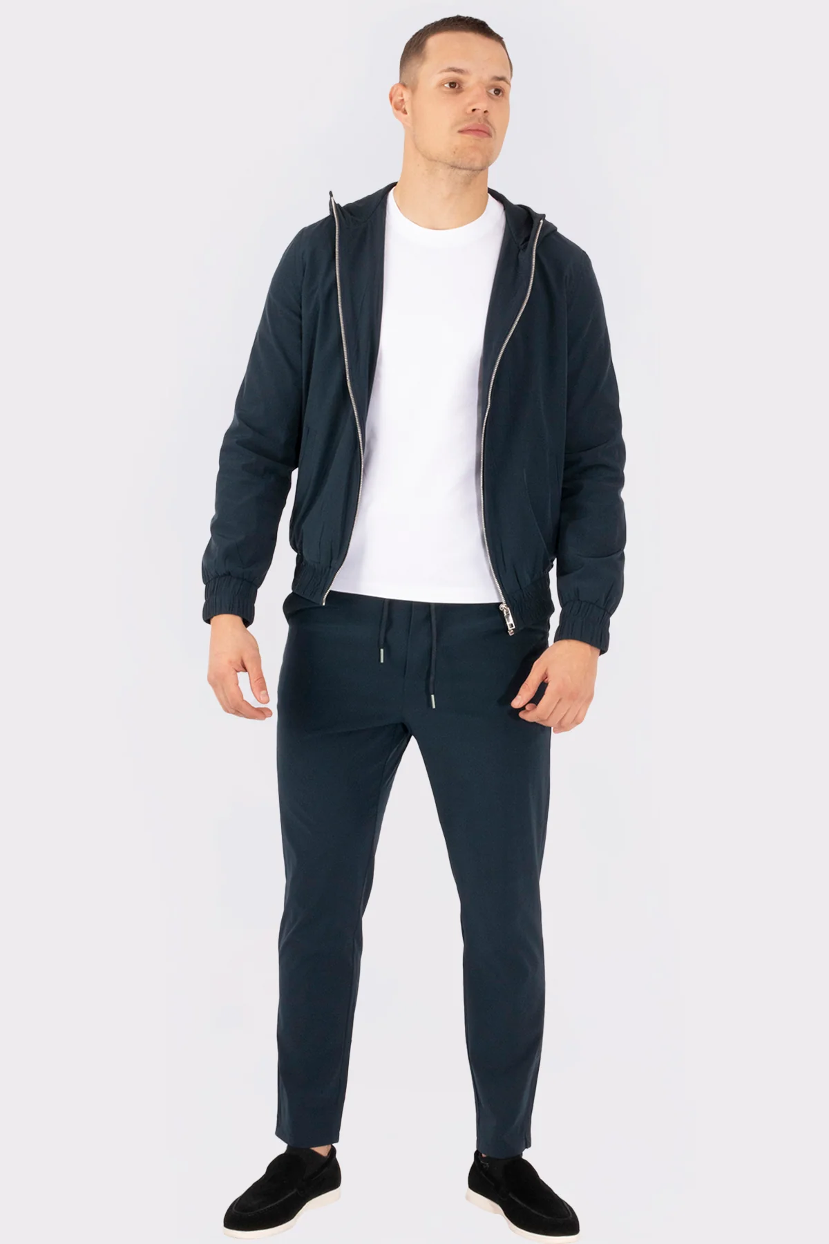 DUTCHVIBES HIGH-END TECH SUIT - Image 3