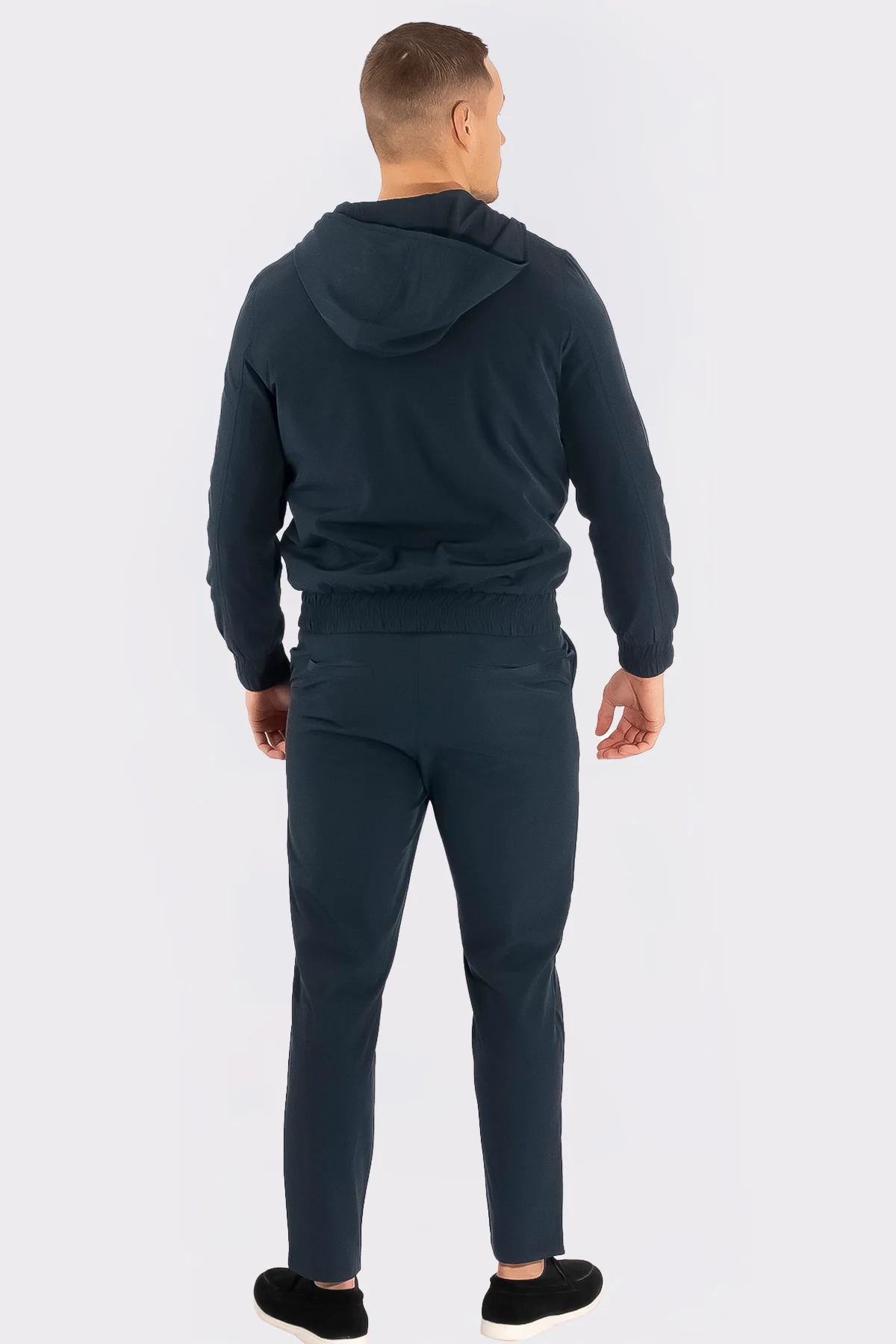 DUTCHVIBES HIGH-END TECH SUIT - Image 6