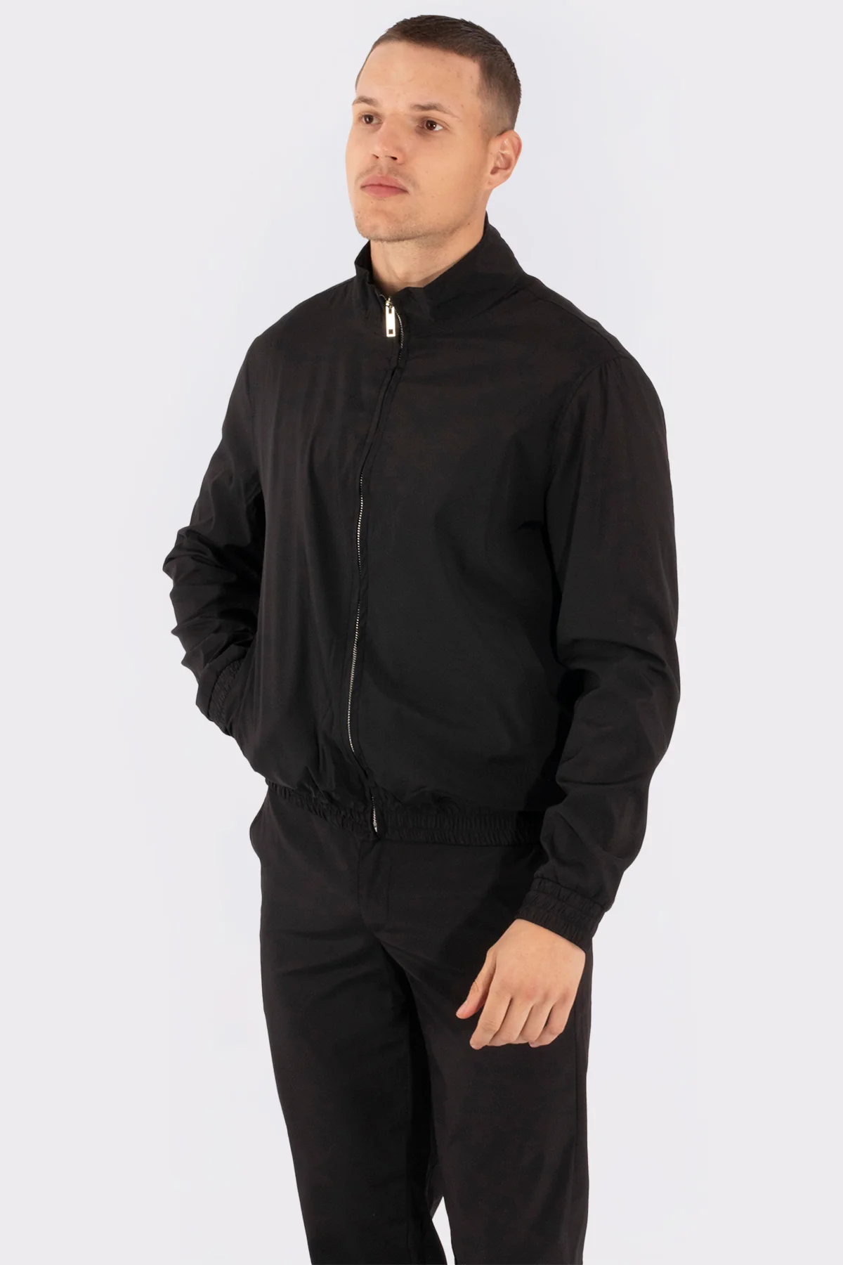 DUTCHVIBES HIGH-END TECH SUIT - Image 3