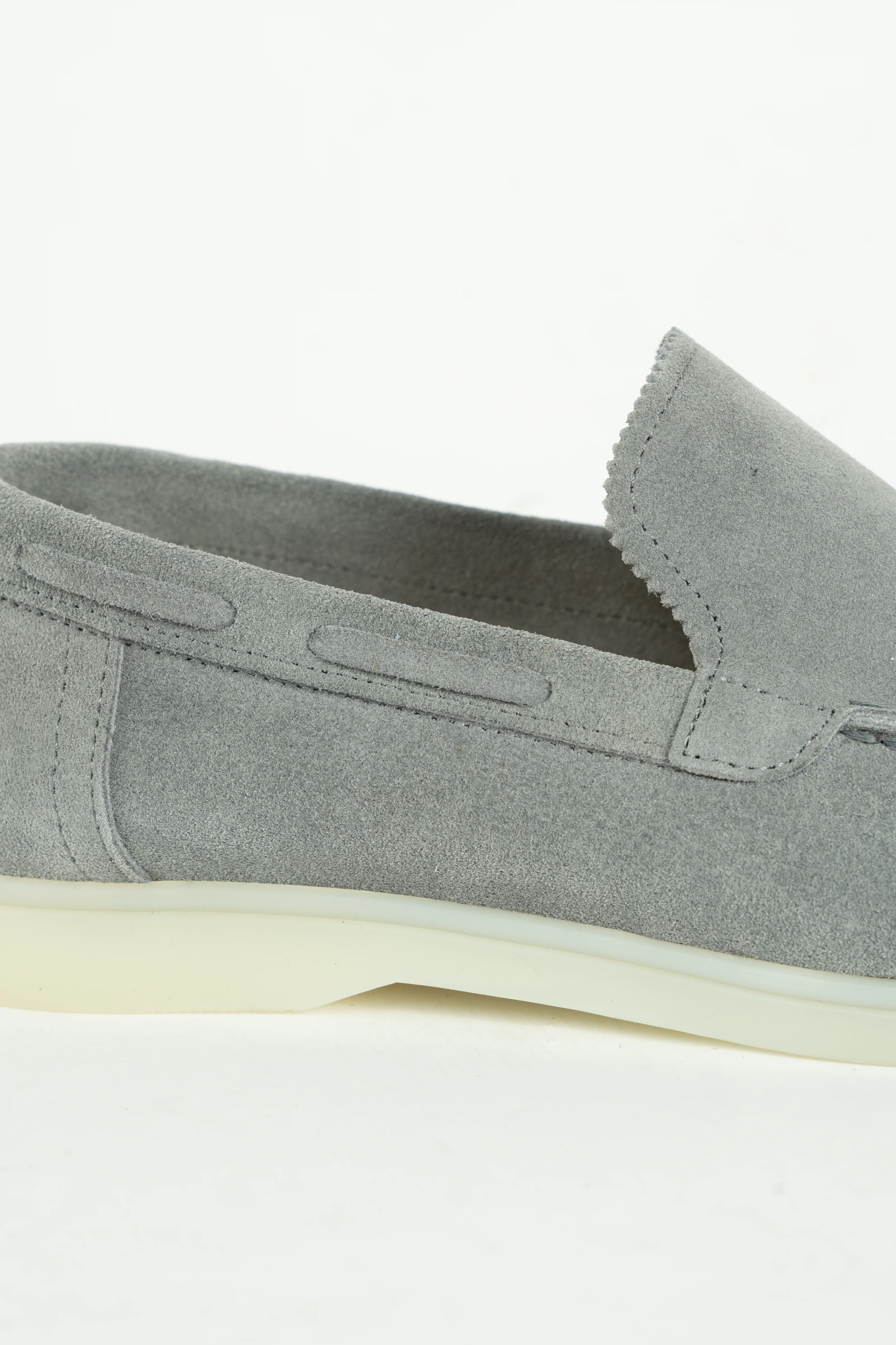 THE MENDOZA SUEDE LOAFER - Image 10
