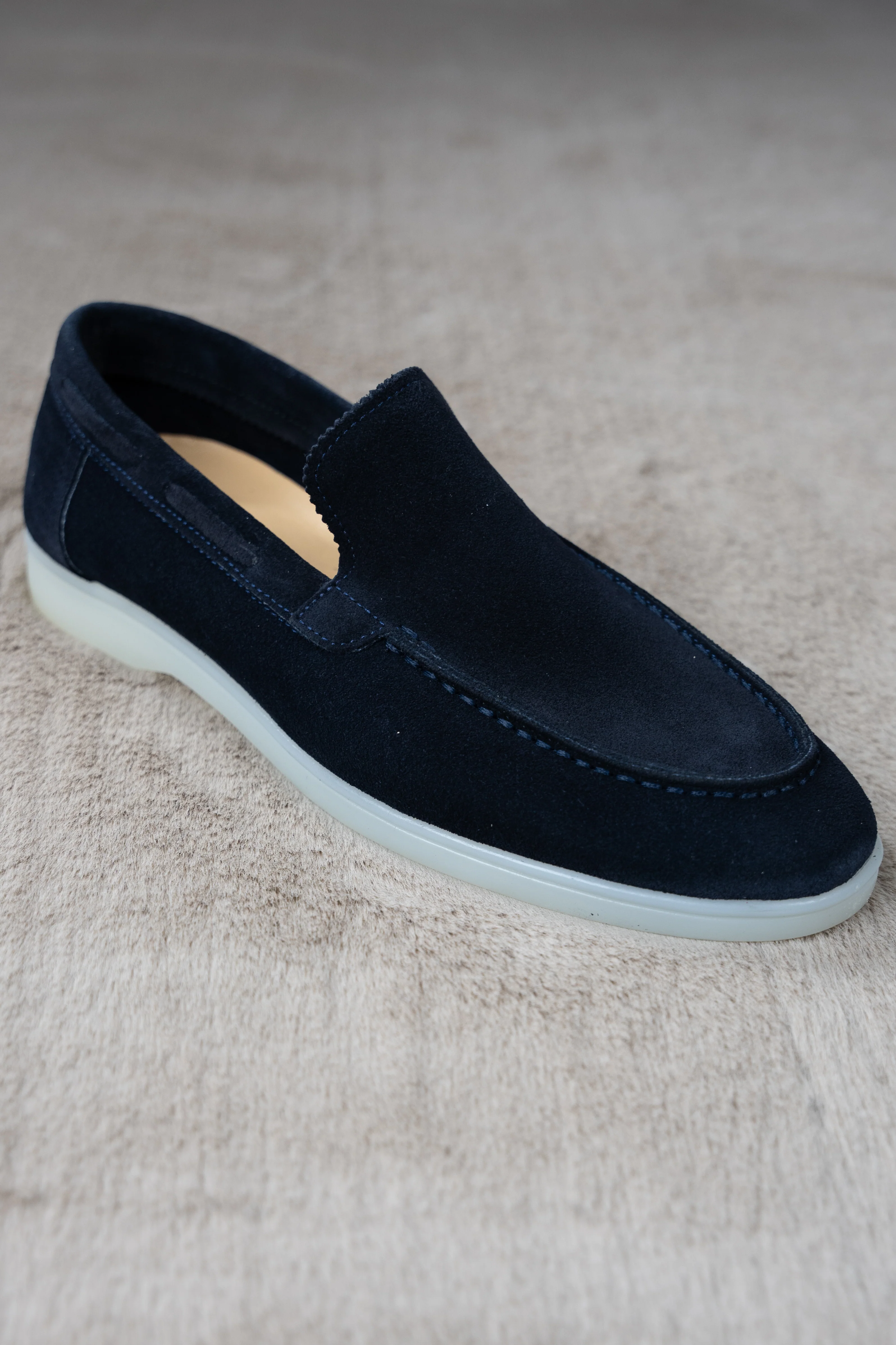 THE MENDOZA SUEDE LOAFER - Image 23