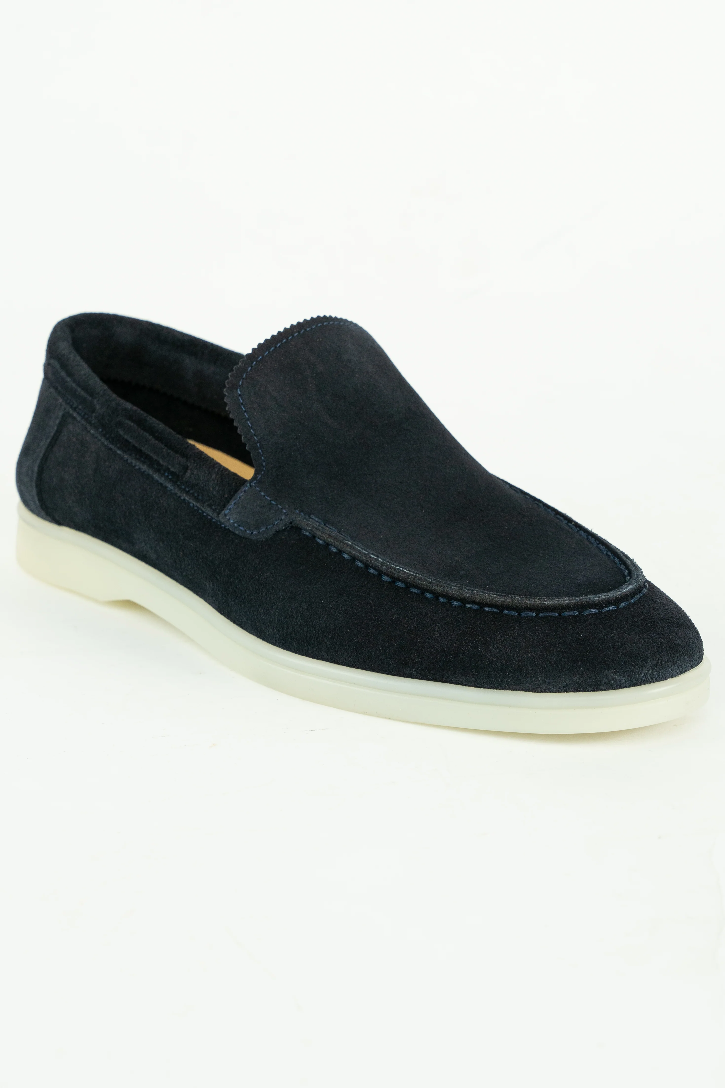 THE MENDOZA SUEDE LOAFER - Image 24