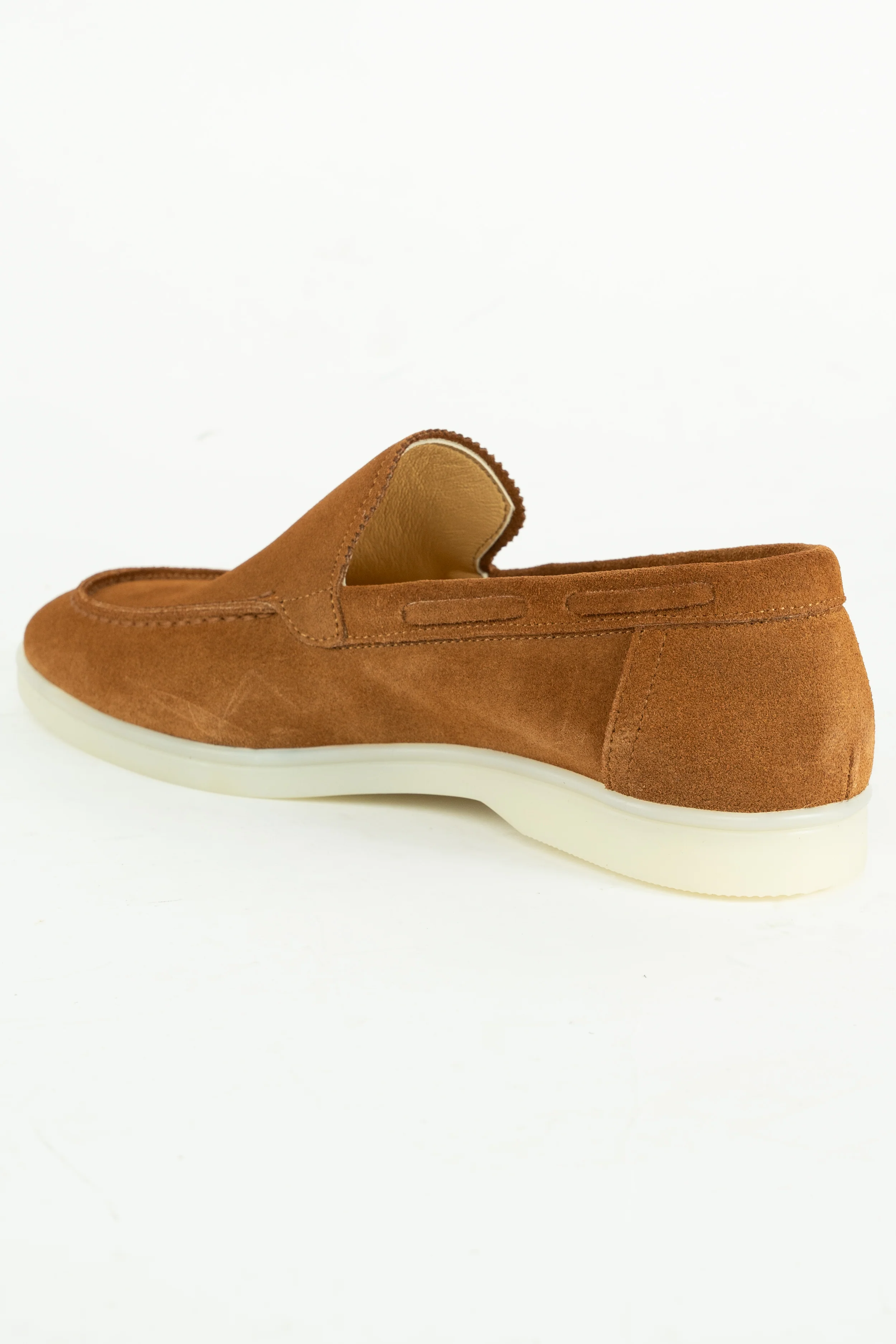 THE MENDOZA SUEDE LOAFER - Image 30