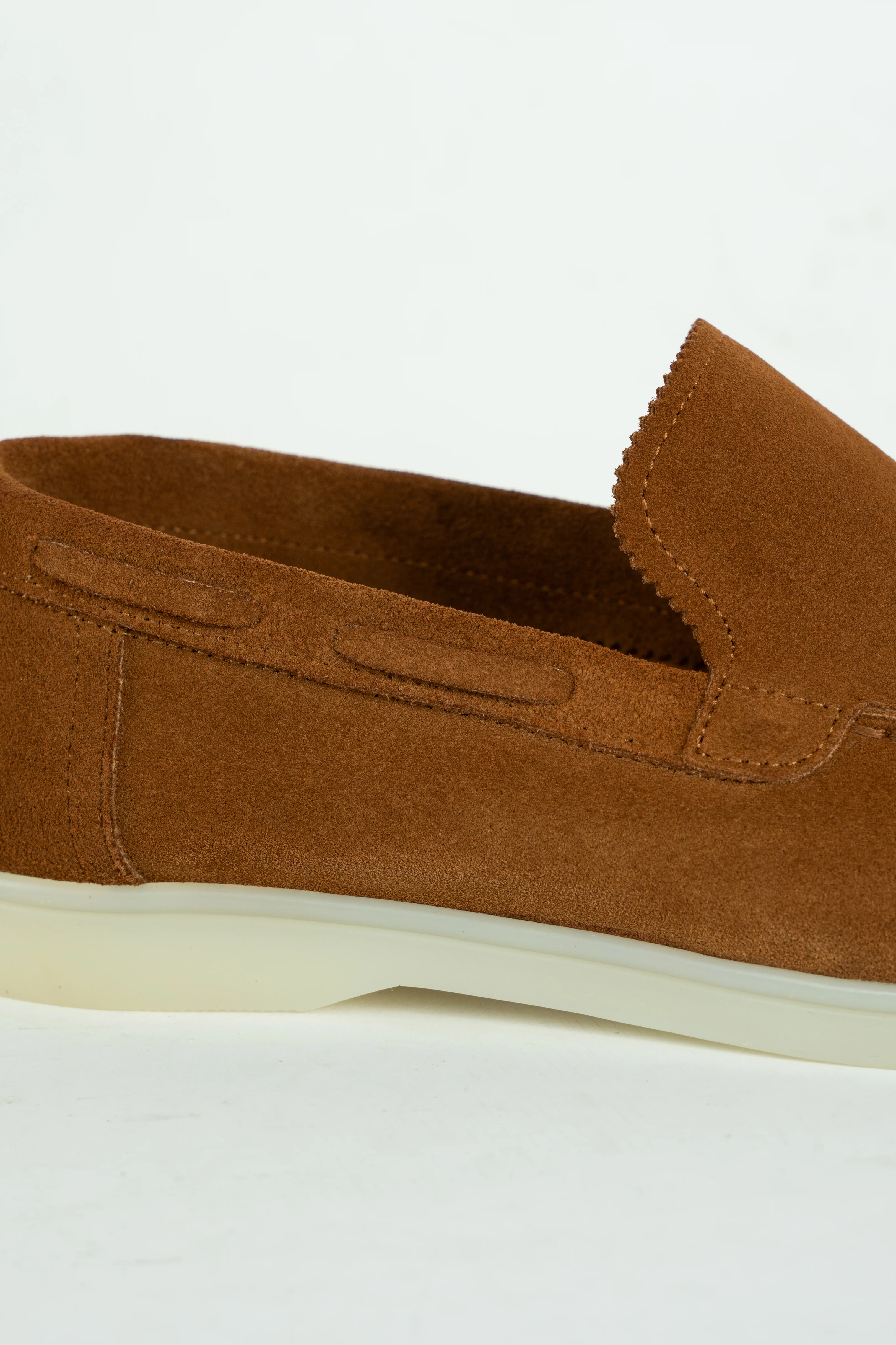 THE MENDOZA SUEDE LOAFER - Image 32