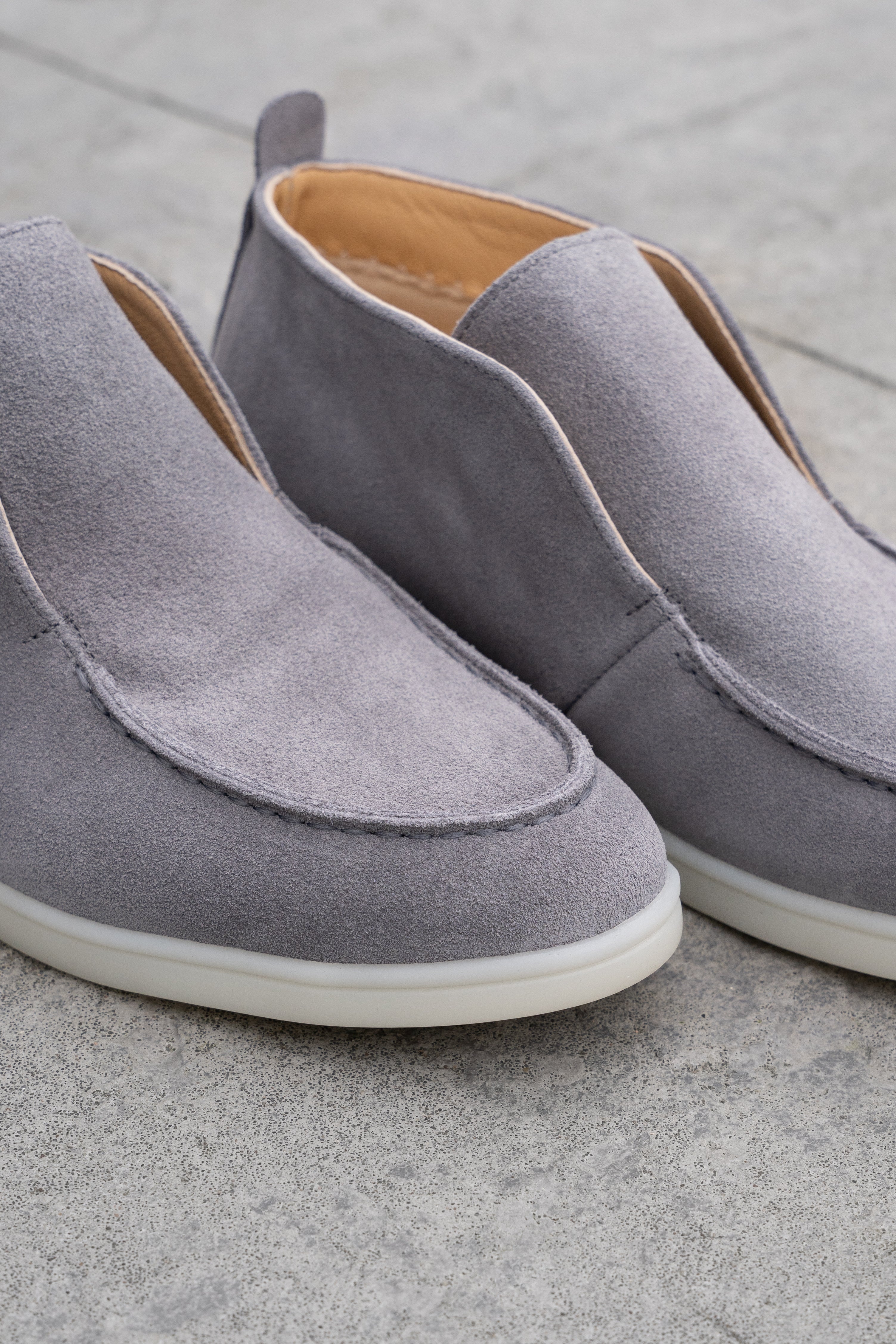 THE ARONA SUEDE INSTAPPERS - Image 13