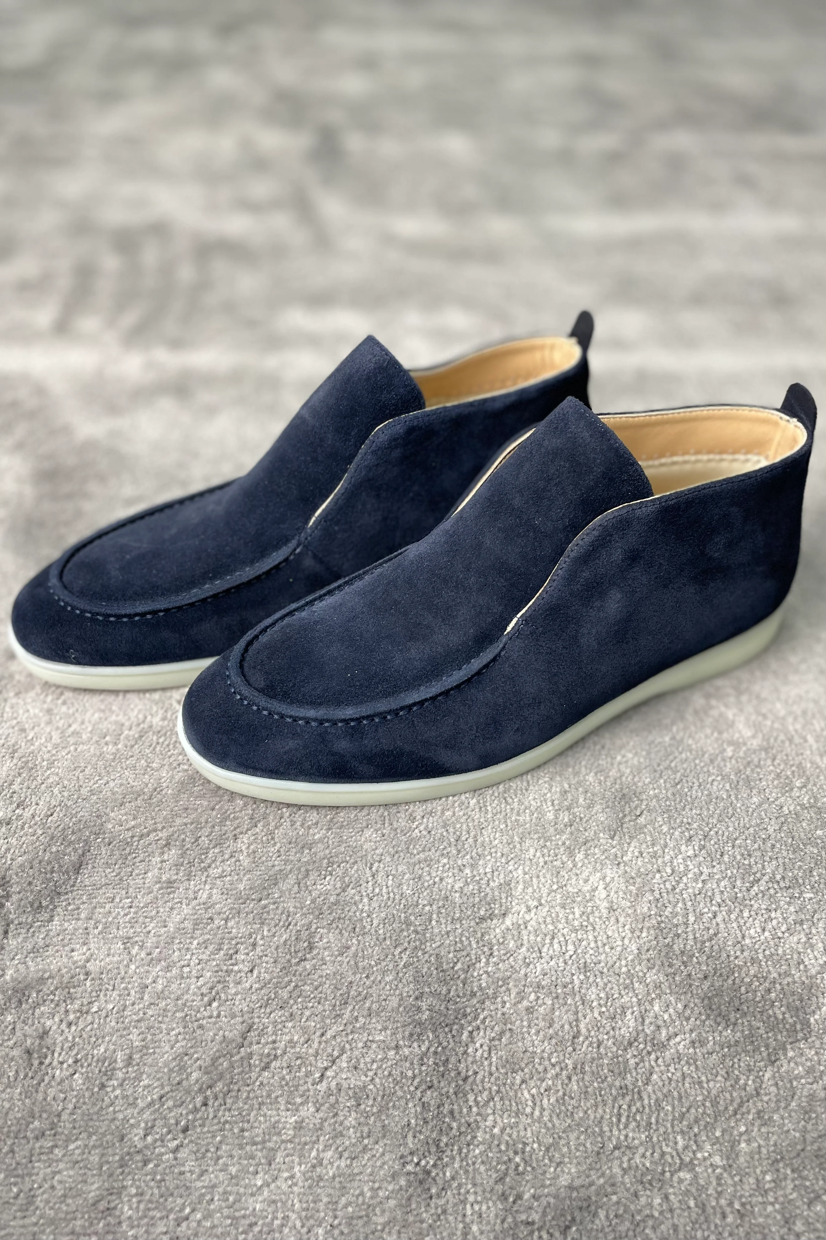 THE ARONA SUEDE INSTAPPERS - Image 16