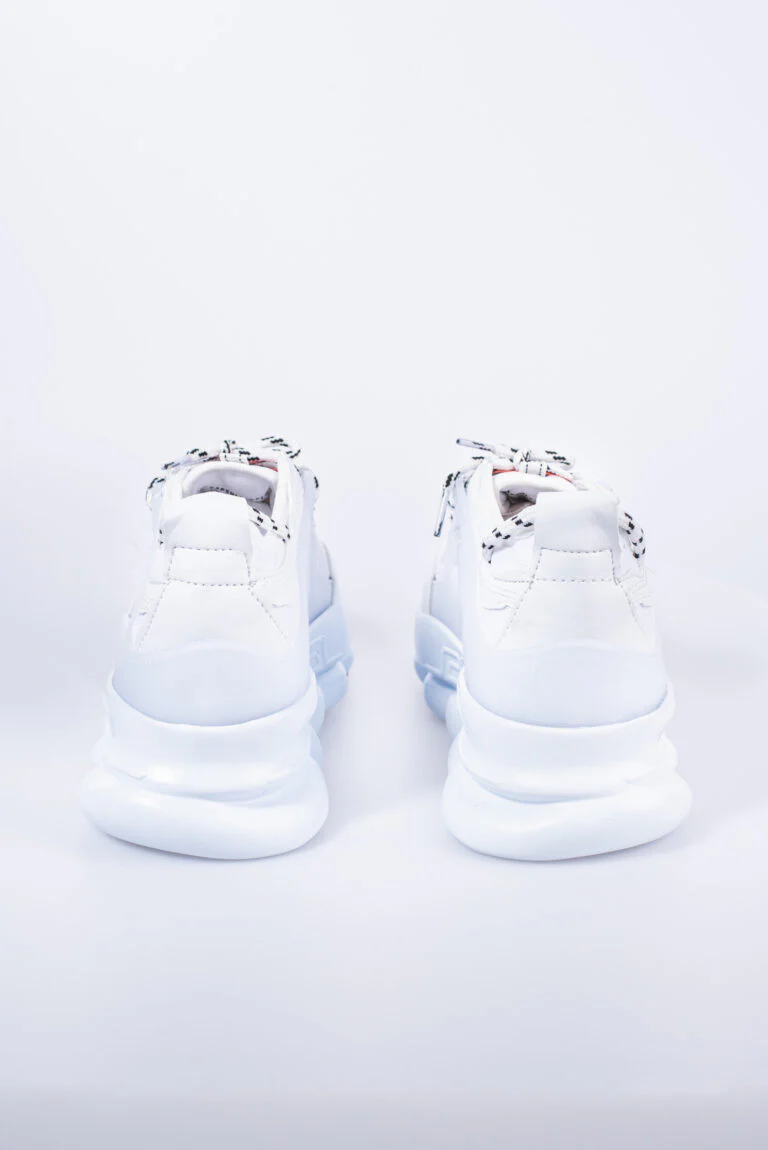 THE FULLY WHITE SNEAKERS - Image 5