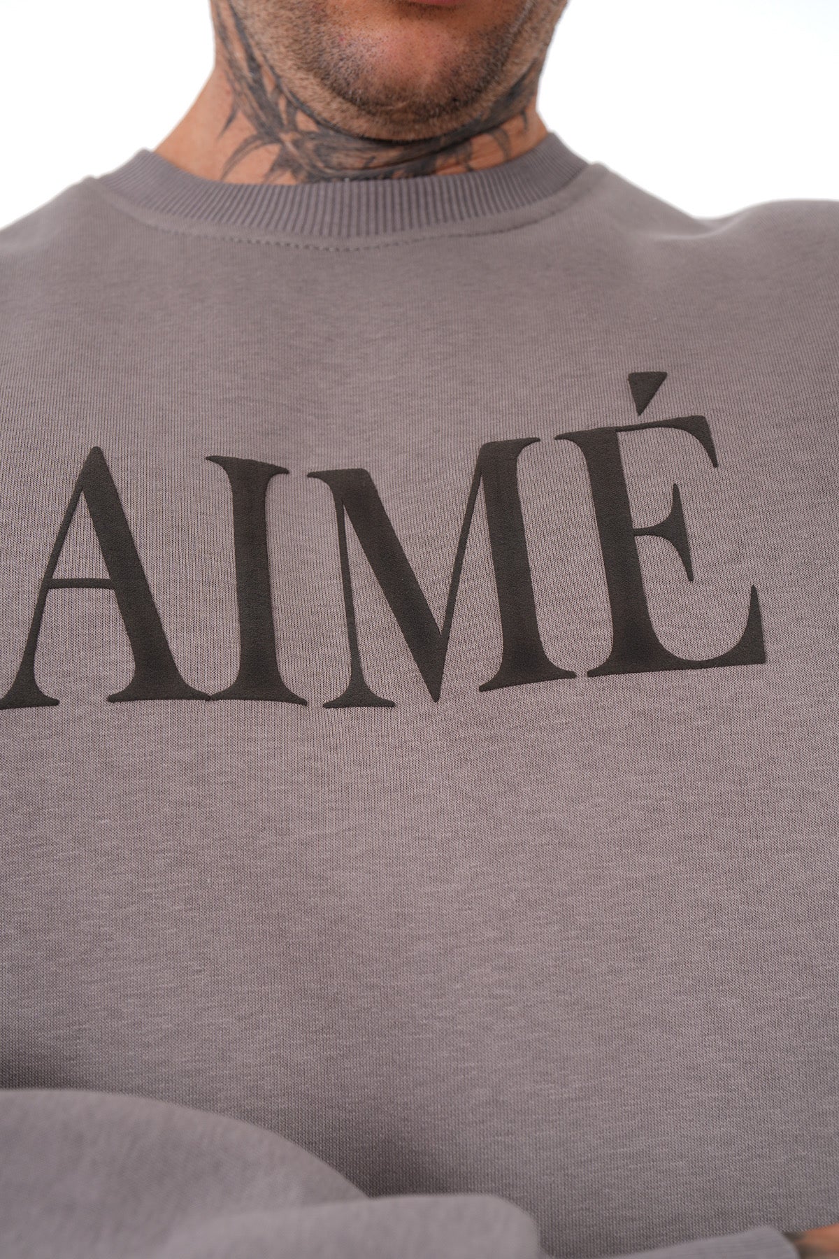 THE AIMÉ SWEATSHIRT - Image 10