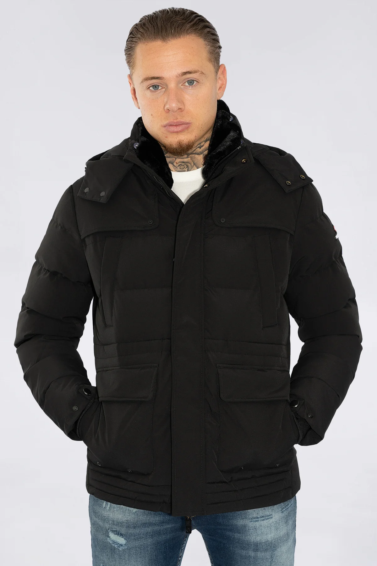 THE ALESUND SHORT PARKA - Image 19