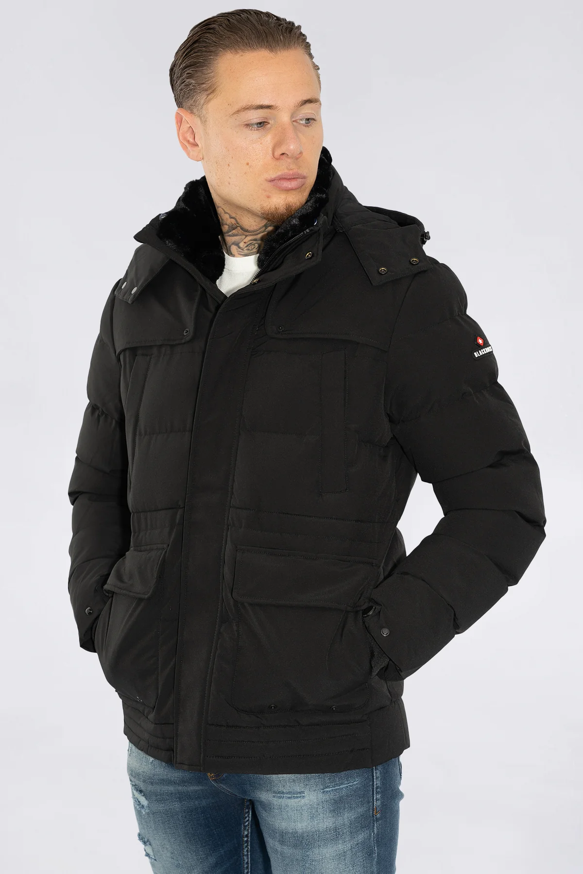 THE ALESUND SHORT PARKA - Image 22