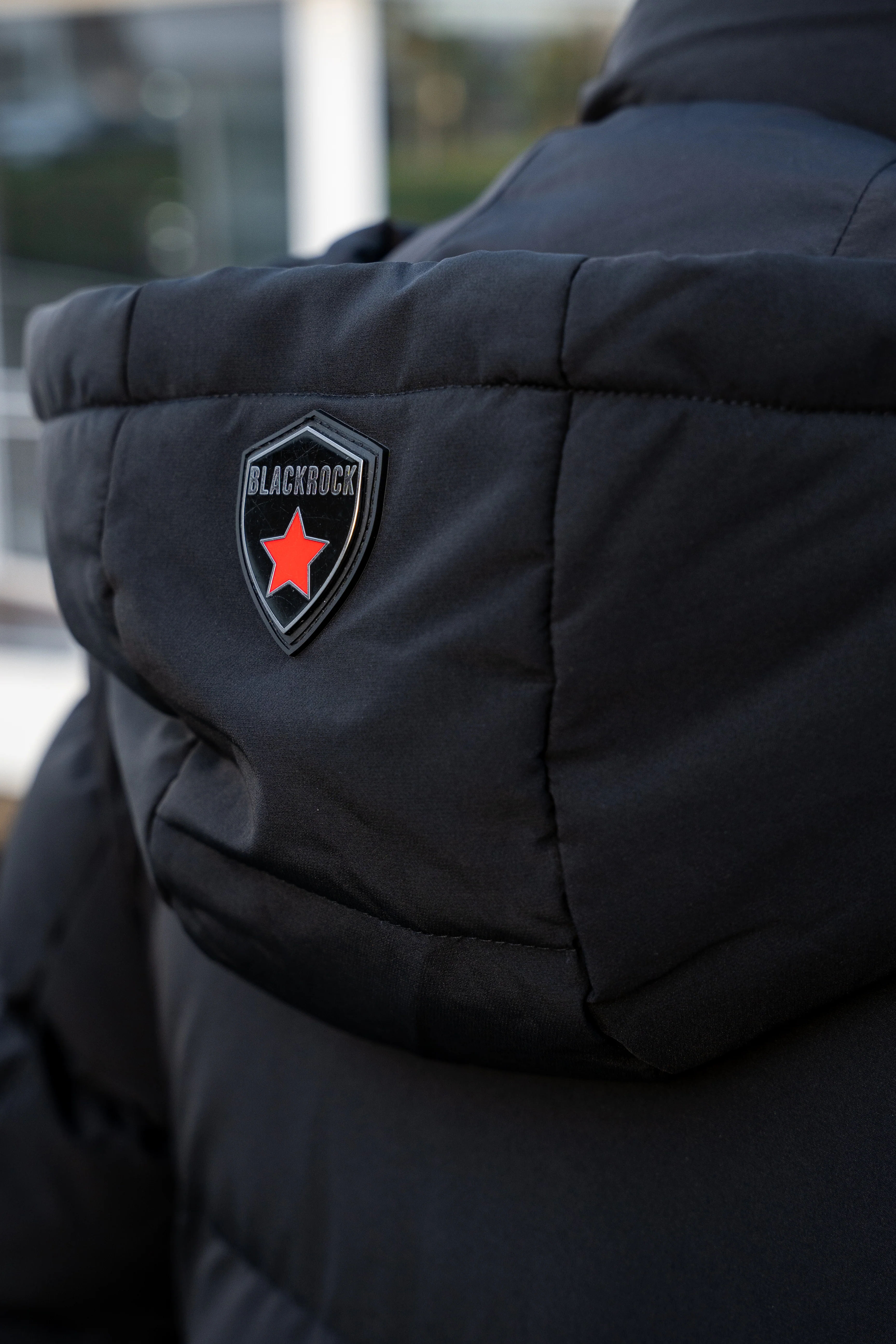 THE ALESUND SHORT PARKA - Image 29
