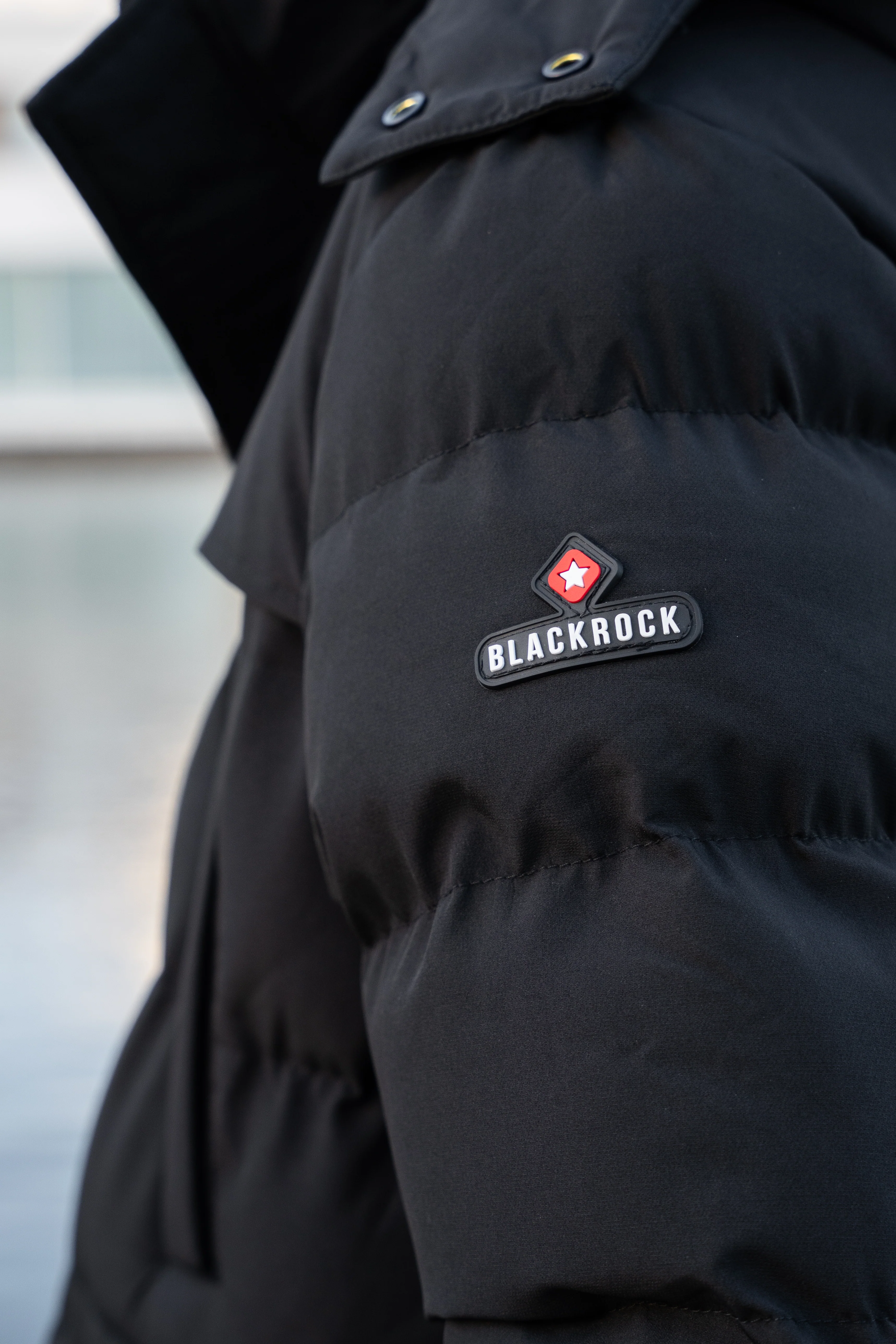 THE ALESUND SHORT PARKA - Image 31