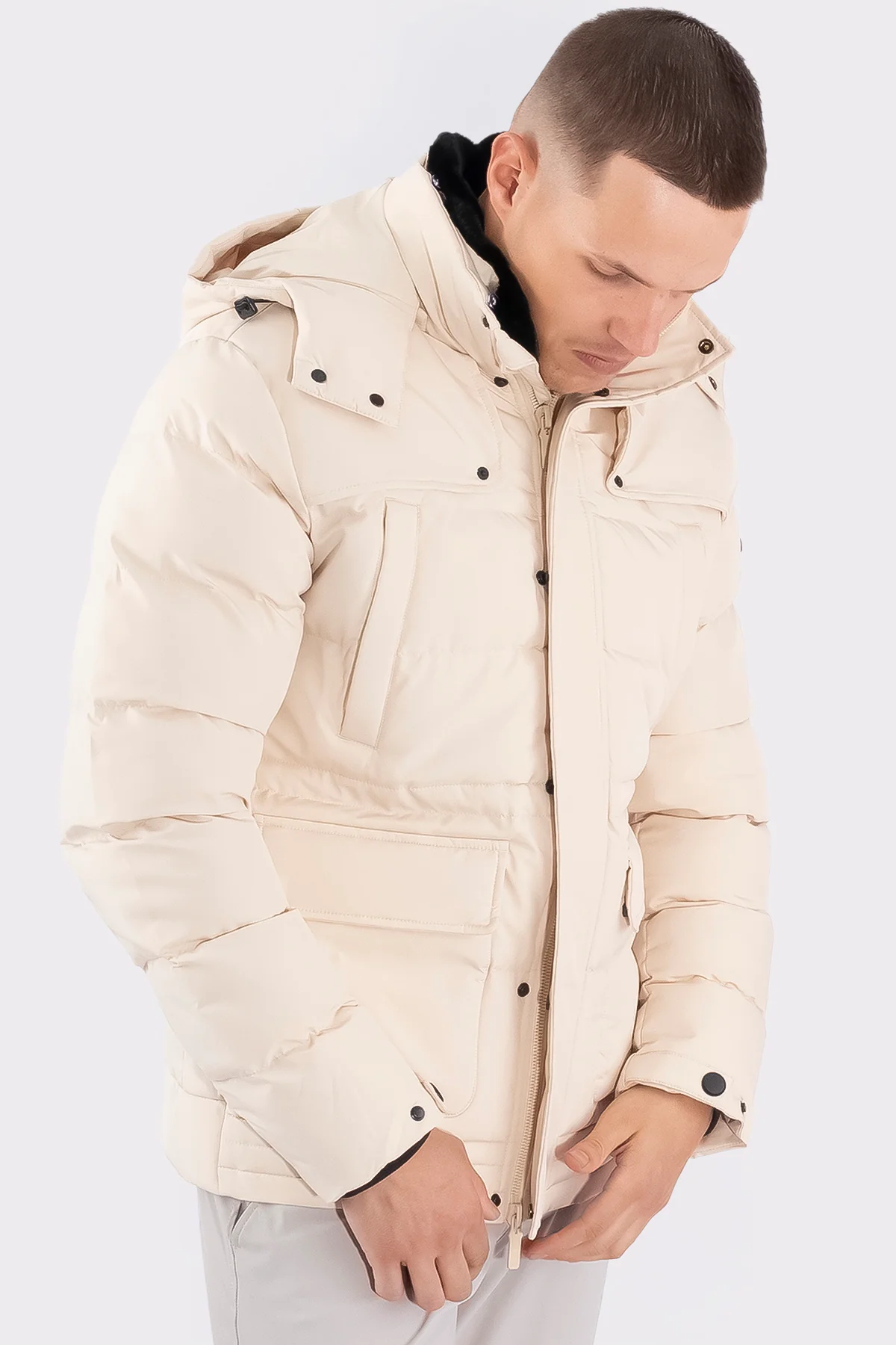 THE ALESUND SHORT PARKA - Image 7