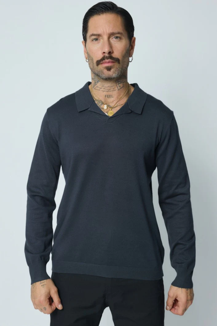 THE AUSTIN V NECK SWEATER - Image 12
