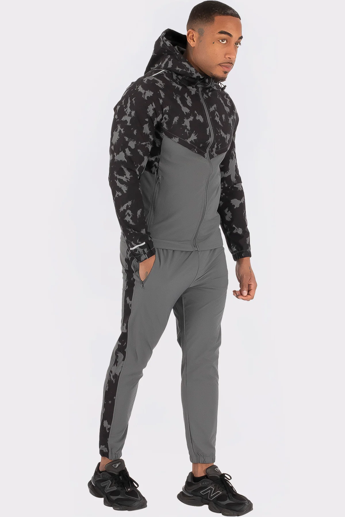 THE CAMOUFLAGE COMBISET - Image 2