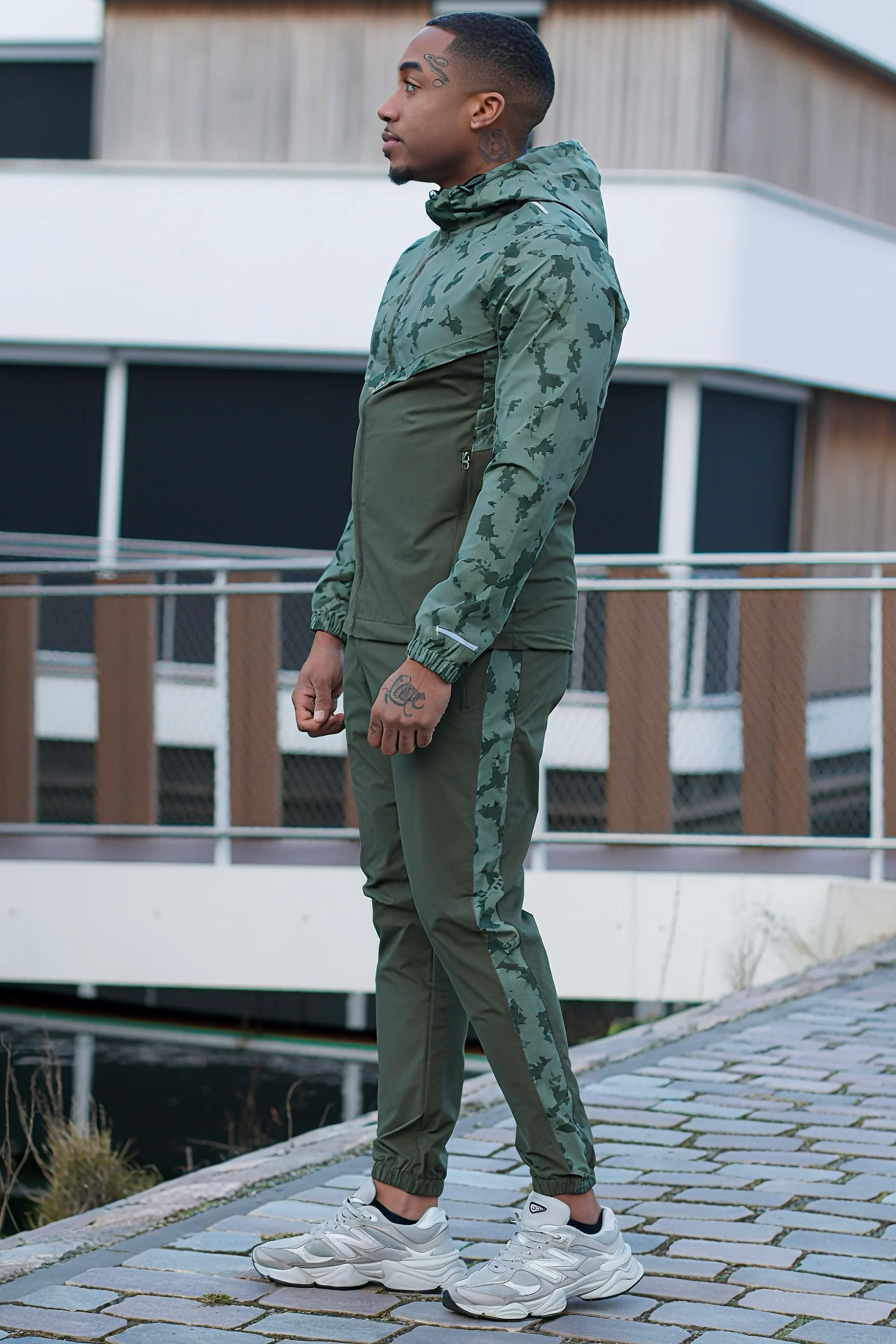 THE CAMOUFLAGE COMBISET - Image 7