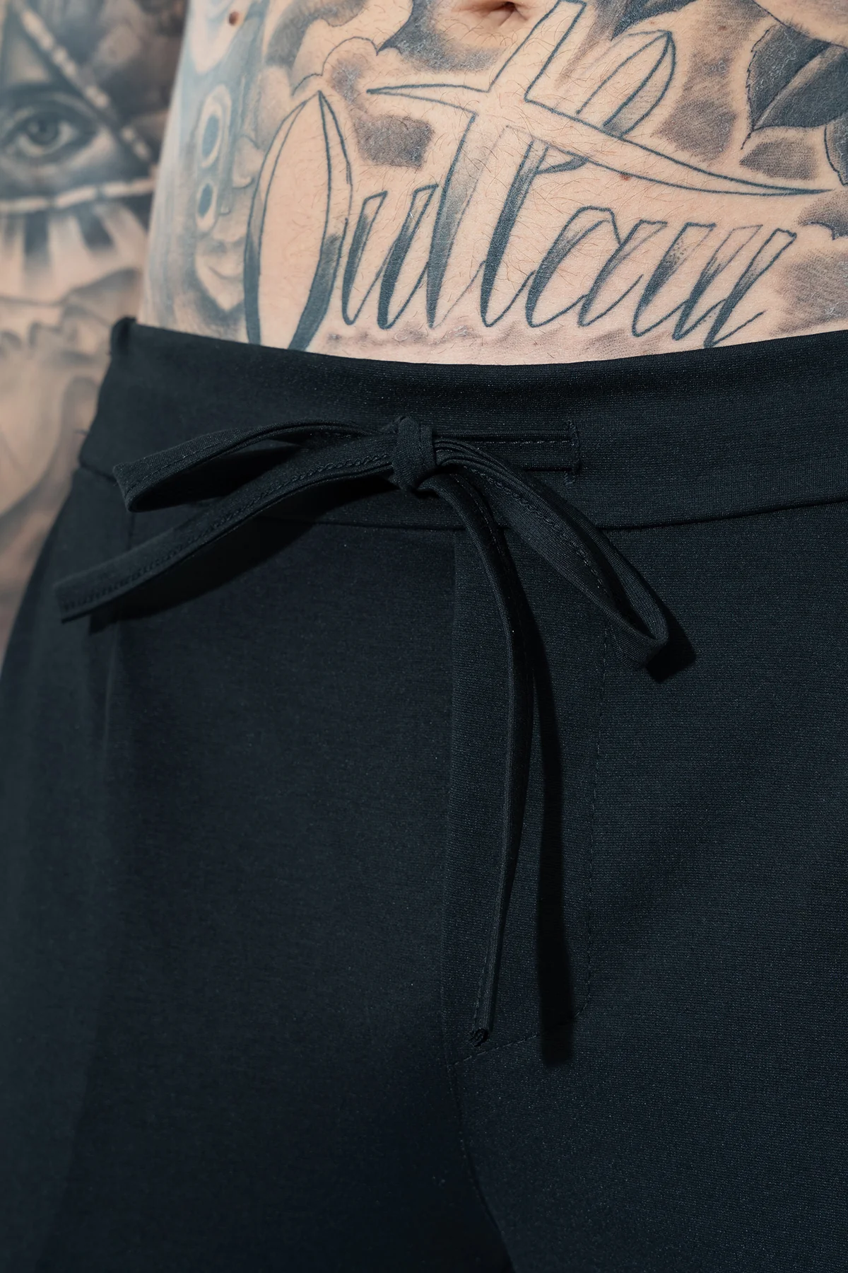 THE BERLIN TROUSERS - Image 11