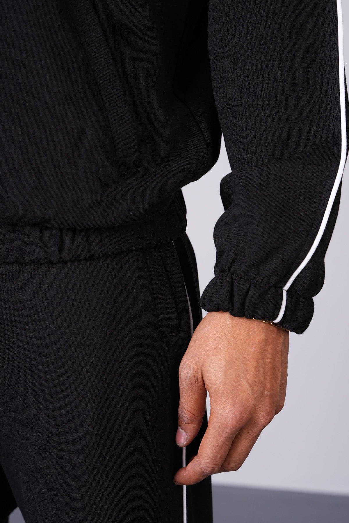 THE DUBLIN JOGGING SET - Image 6