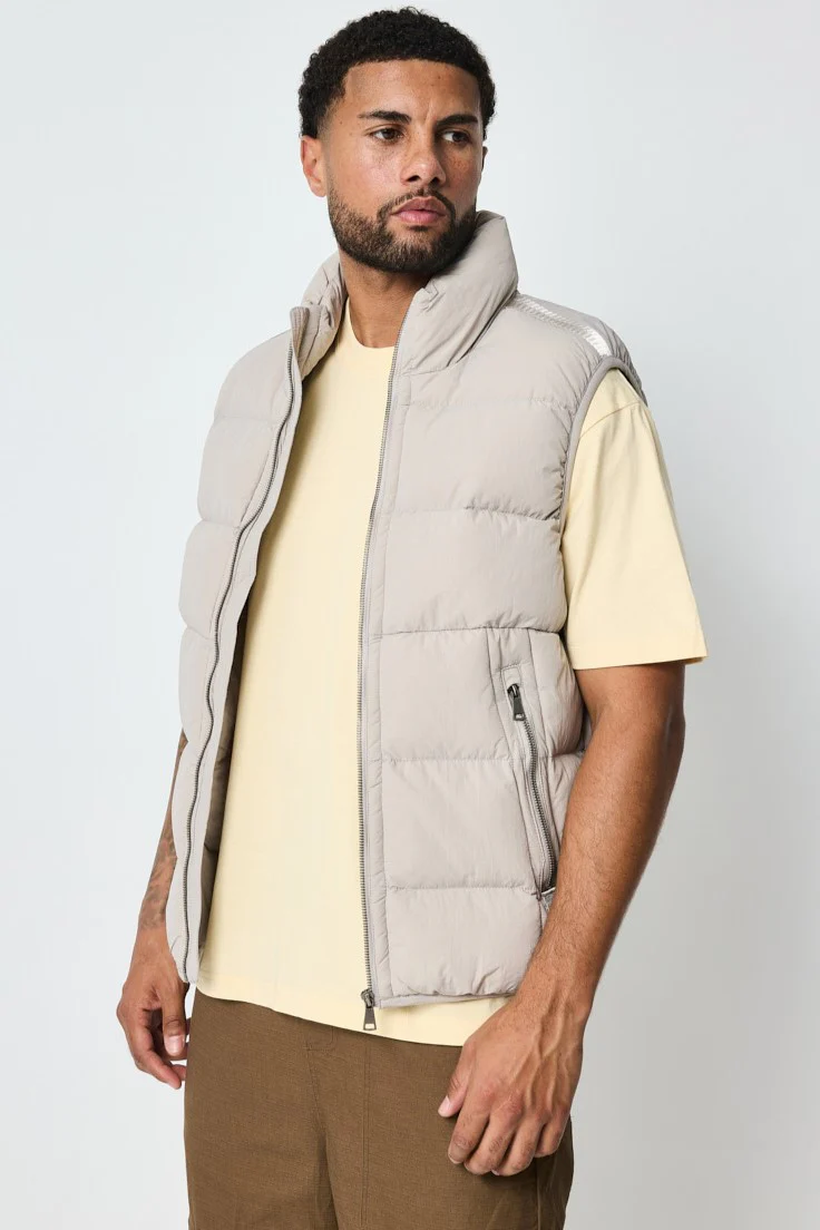 THE FINLAY ZIPPED BODYWARMER - Image 10