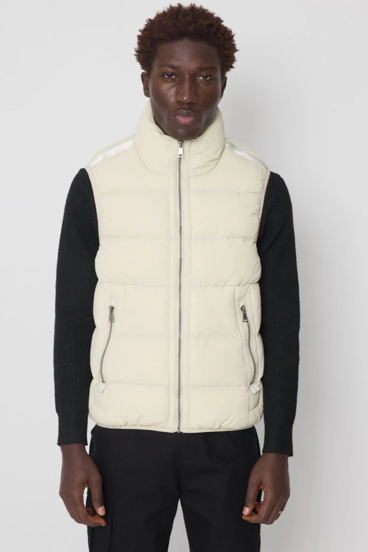 THE FINLAY ZIPPED BODYWARMER - Image 18