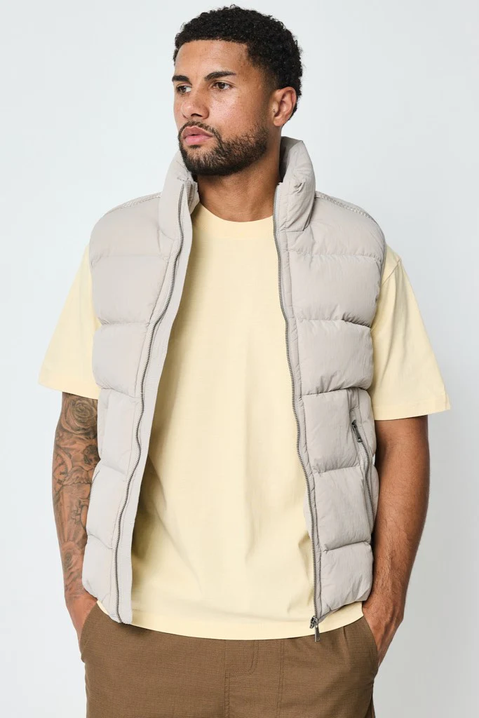 THE FINLAY ZIPPED BODYWARMER - Image 9