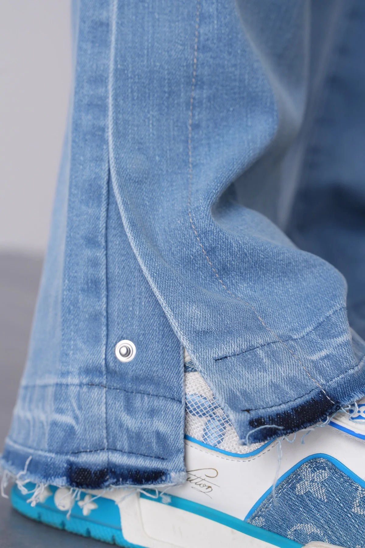 THE COSTA FLARE DENIM - Image 7