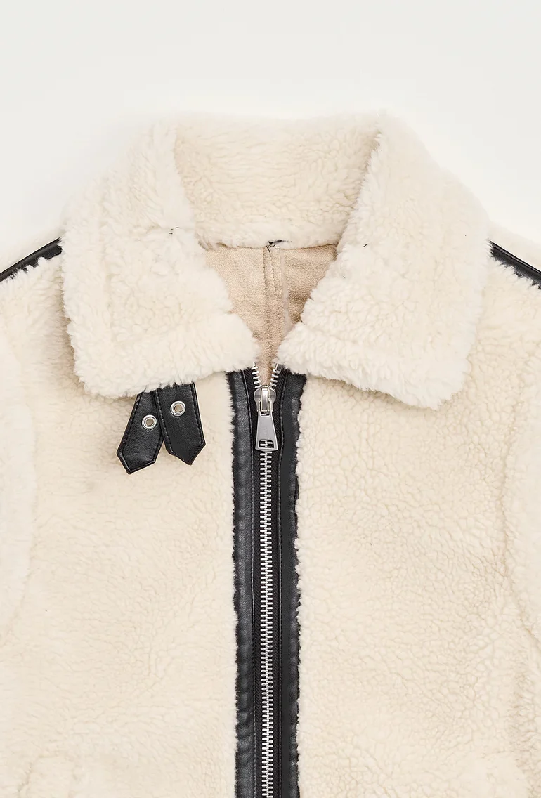 THE FUR BODYWARMER - Image 6