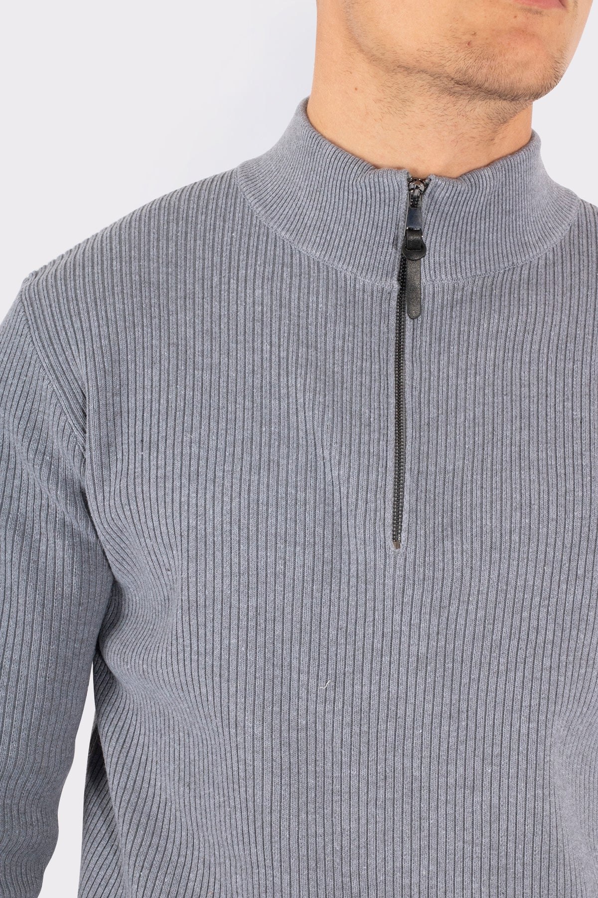 THE HELSINKI HALF-ZIP - Image 8
