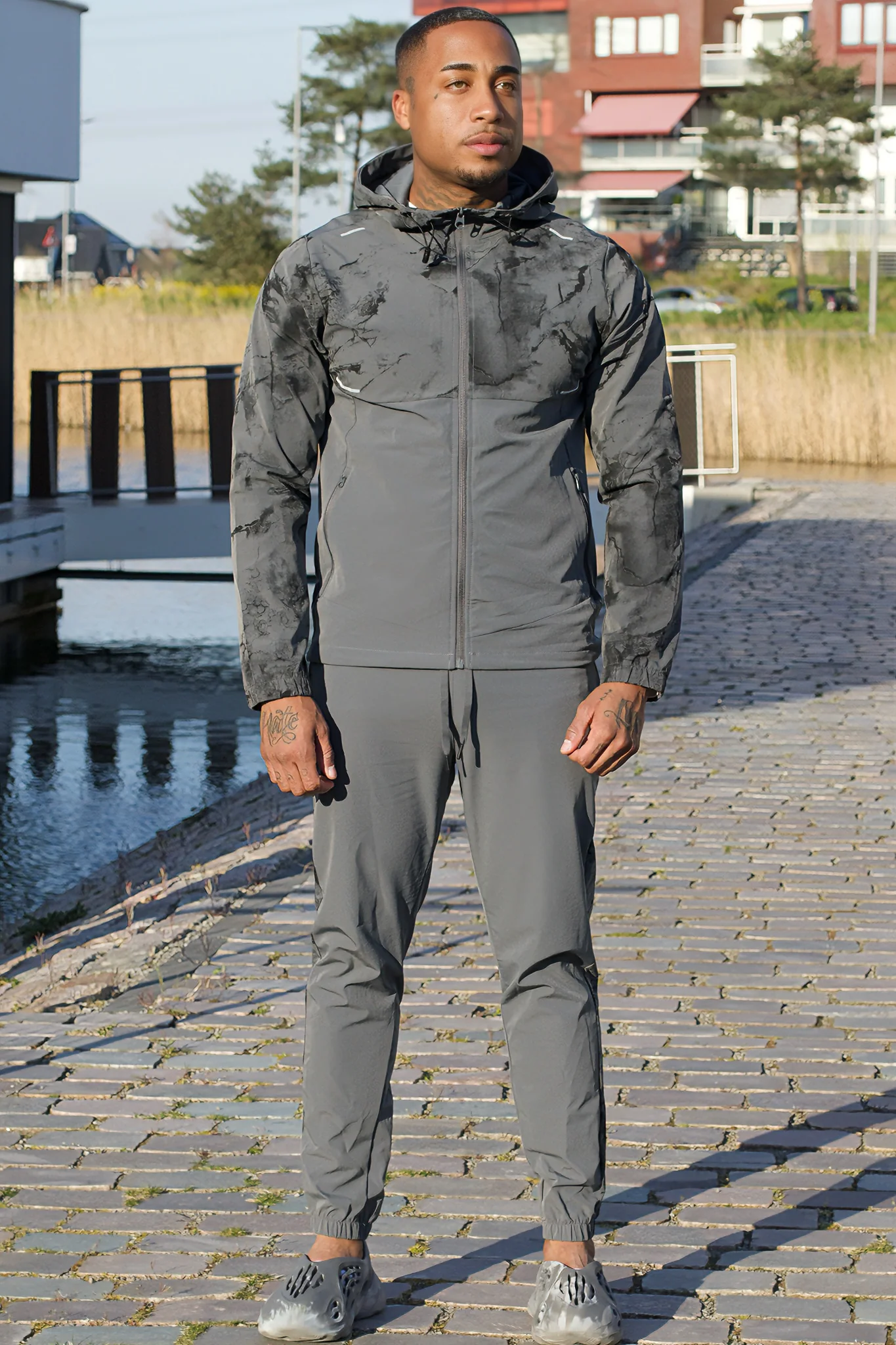 THE HELSINKI COMBISET - Image 2