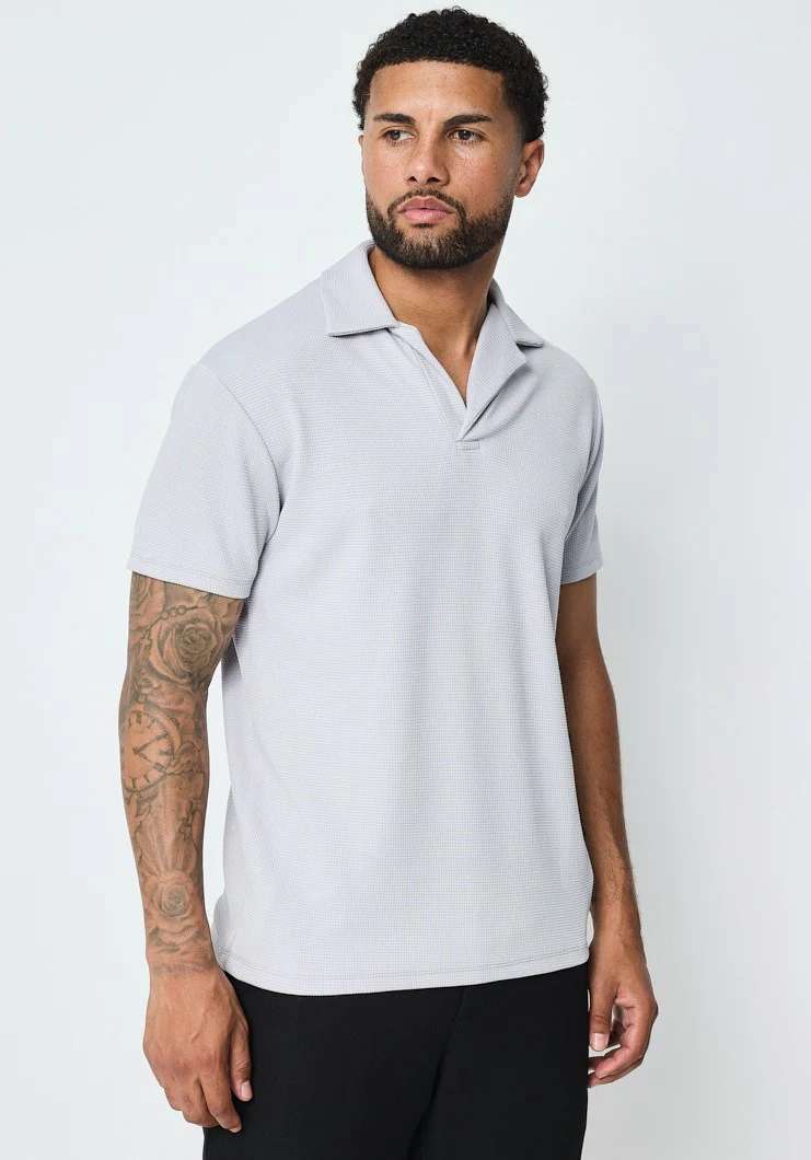 THE HOUSTON V NECK POLO - Image 8