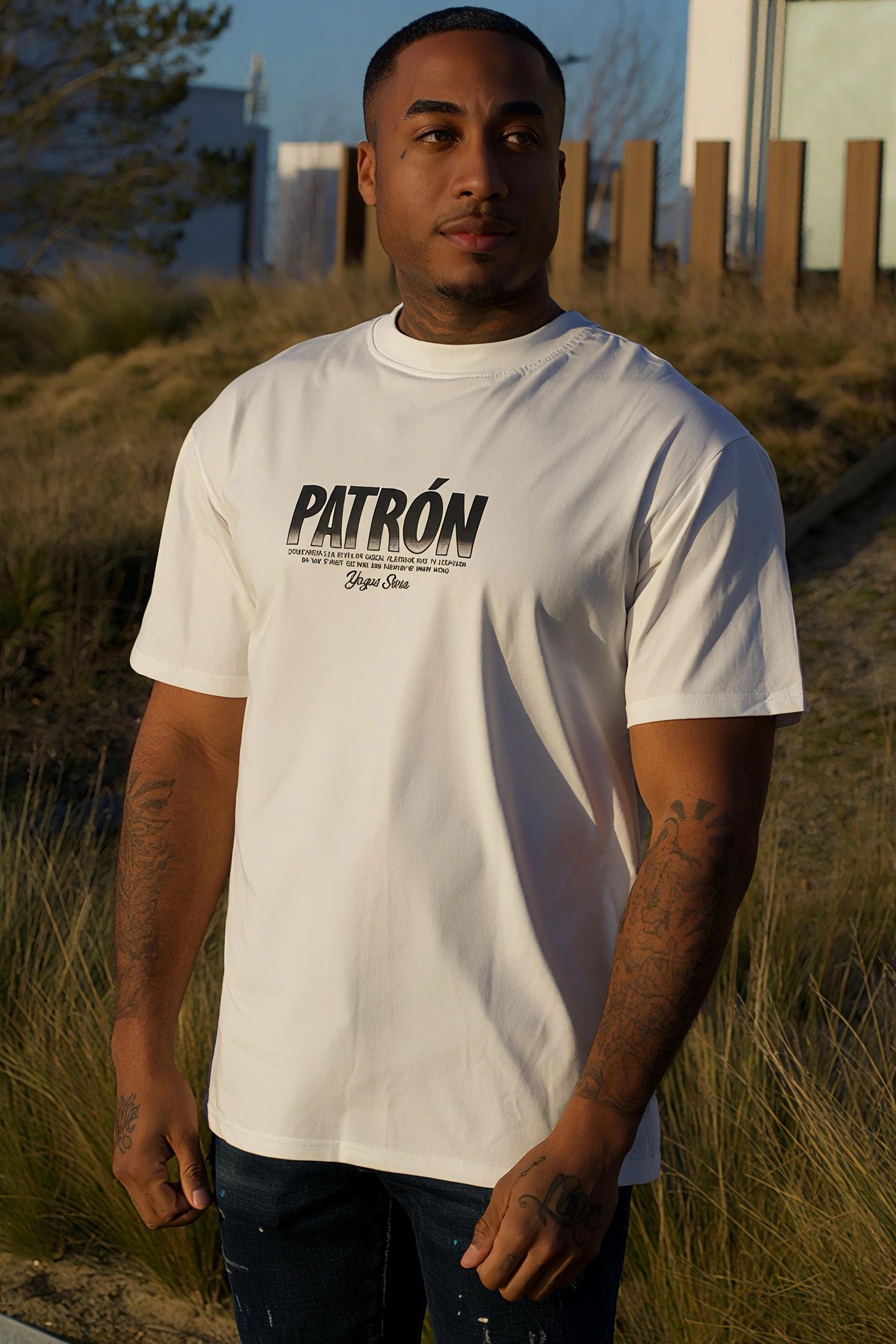 THE ICON LOONEY T-SHIRT - Image 4