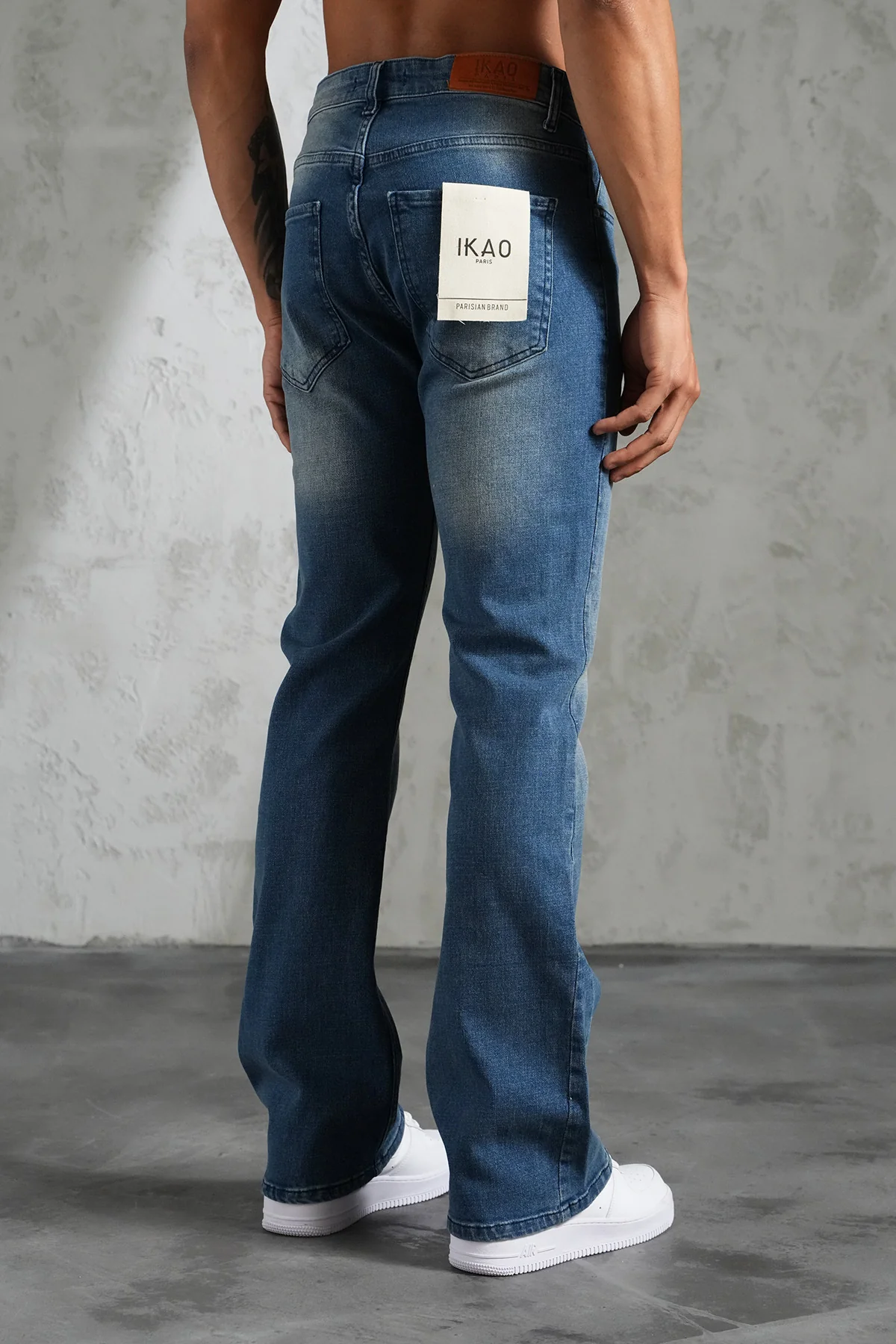 THE IKAO FLARED DENIM - Image 4