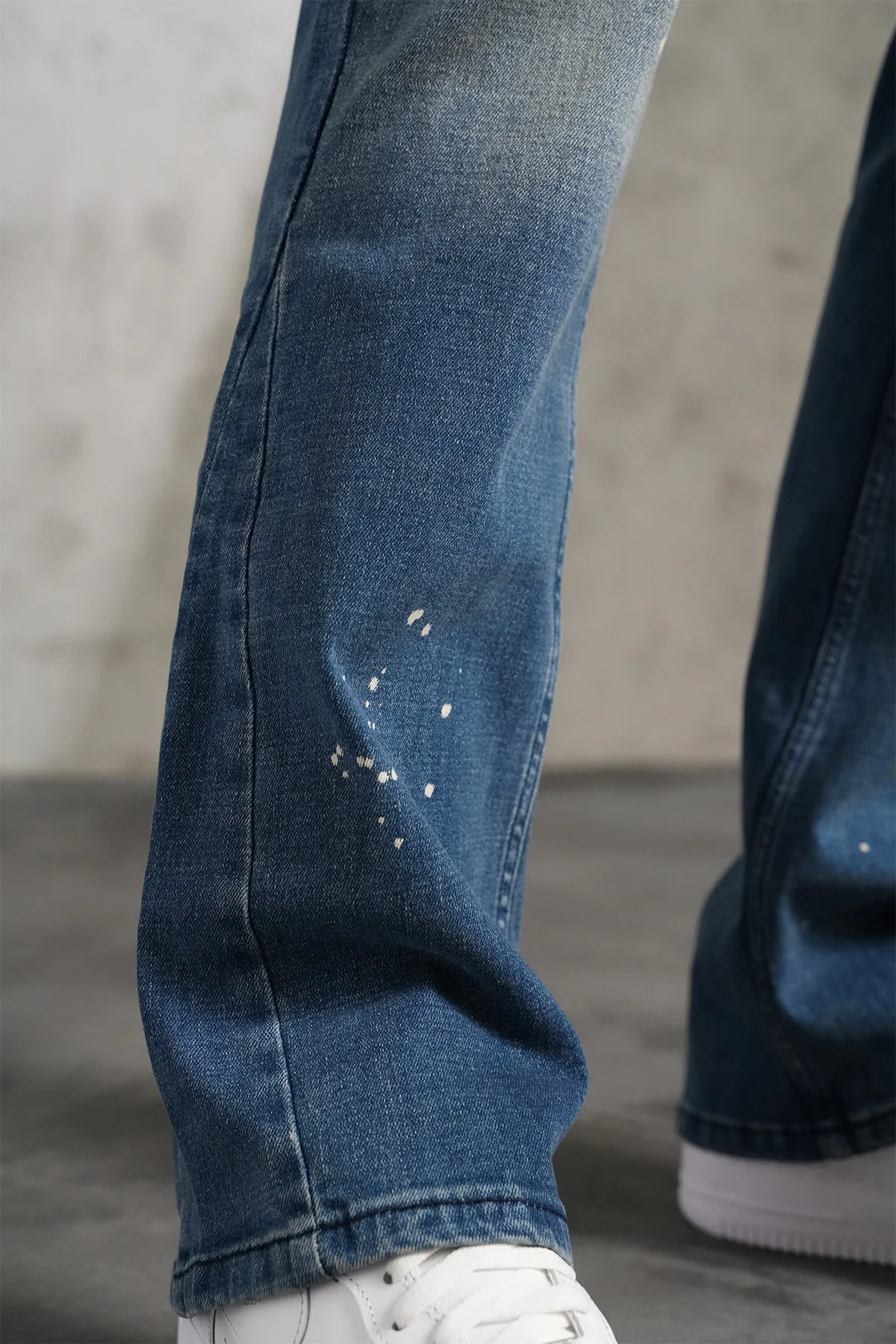 THE IKAO FLARED DENIM - Image 7