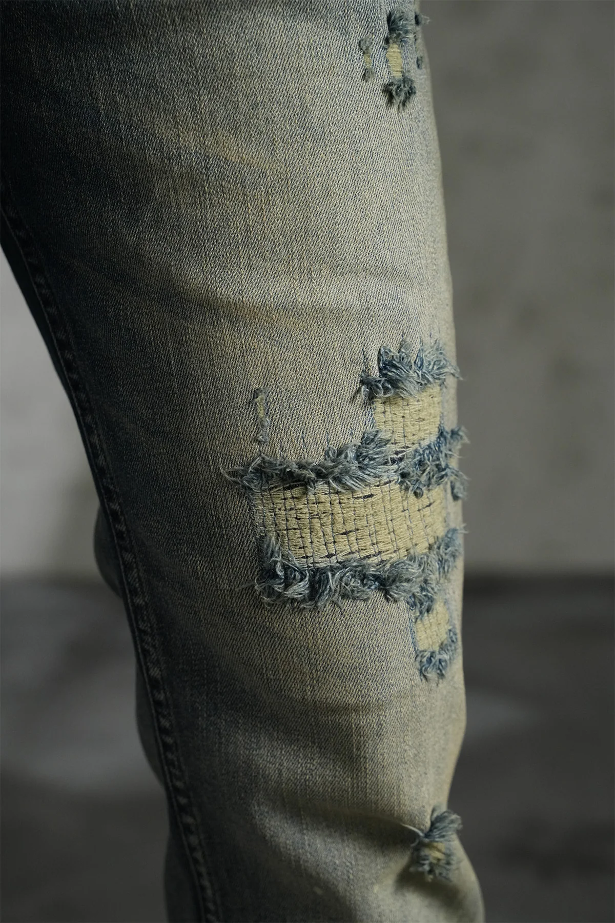 THE IKAO FLARED DENIM - Image 3
