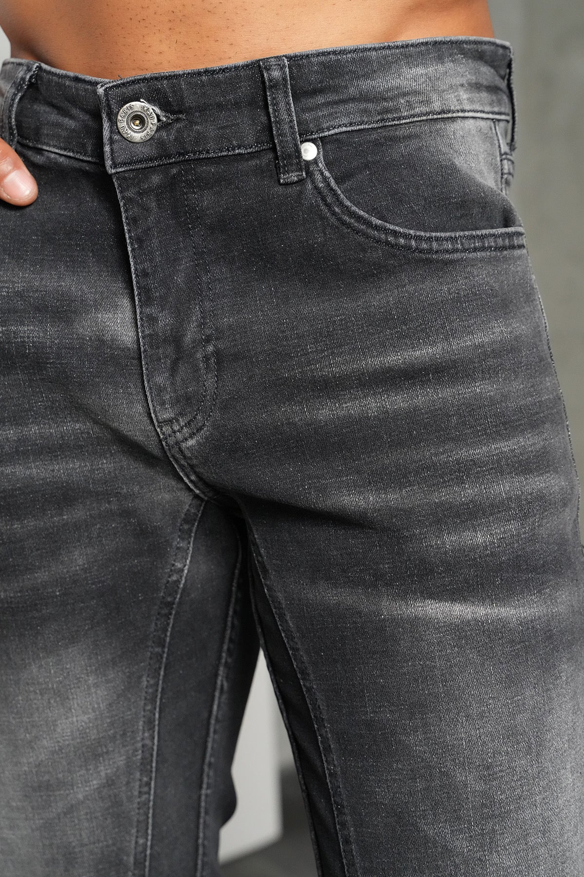 THE IKAO FLARED DENIM - Image 5