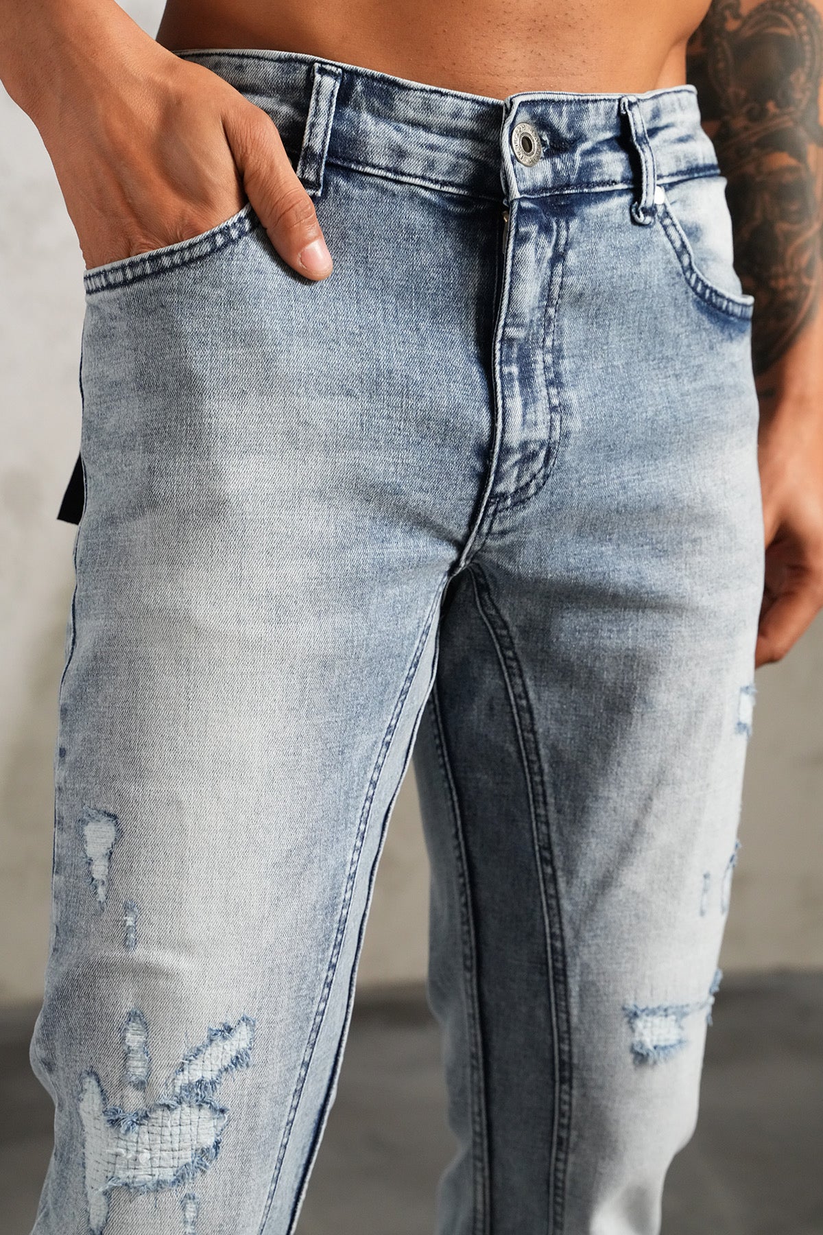 THE IKAO FLARED DENIM - Image 5