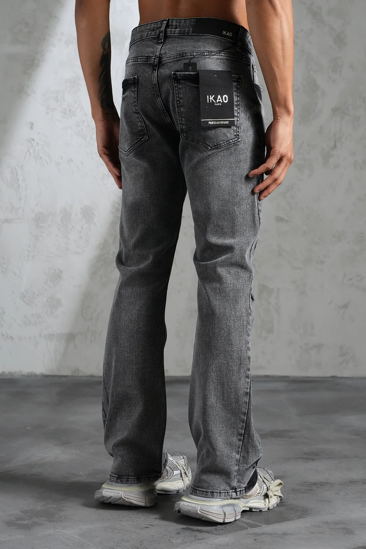THE IKAO FLARED DENIM - Image 3