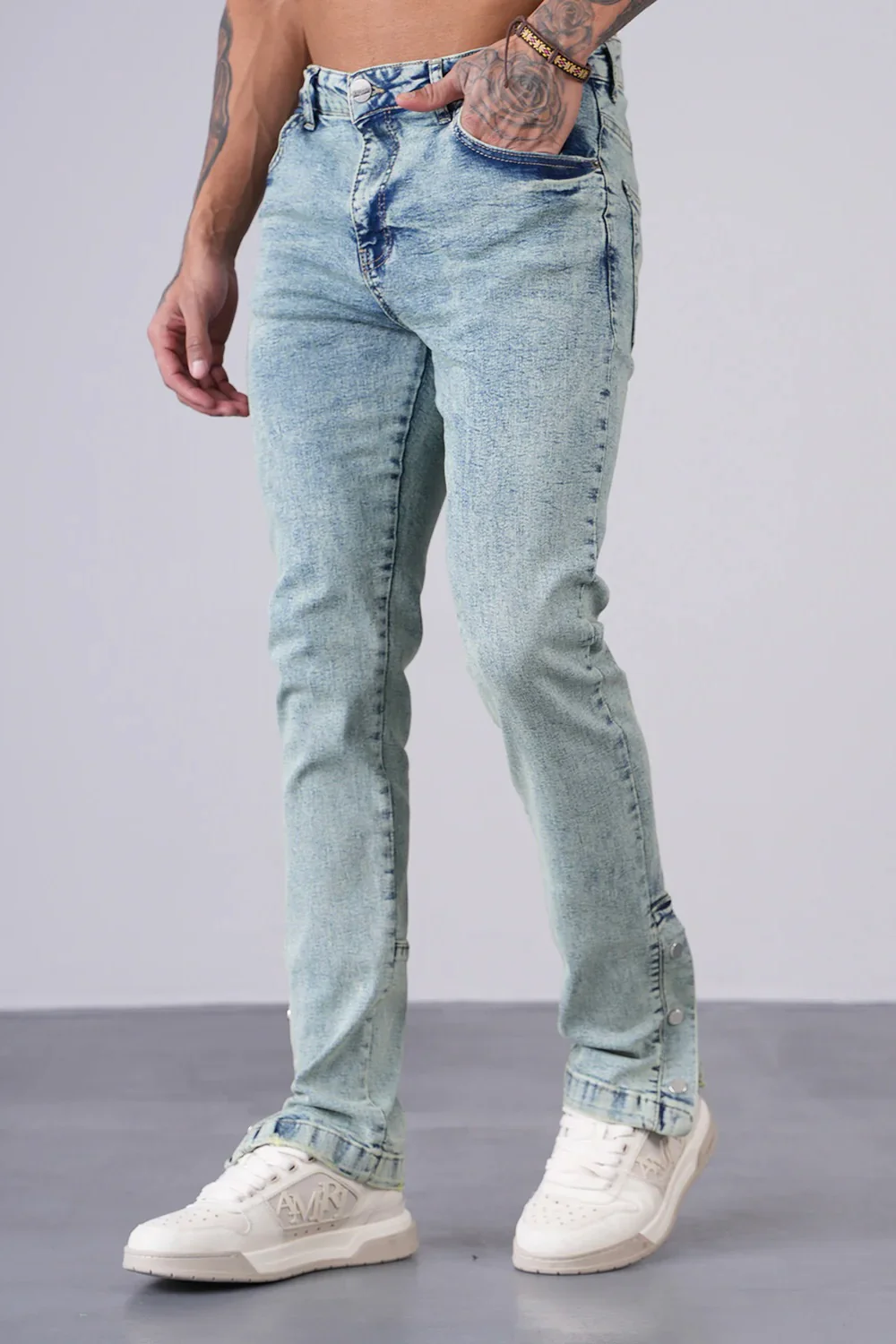 THE IKAO REGULAR DENIM