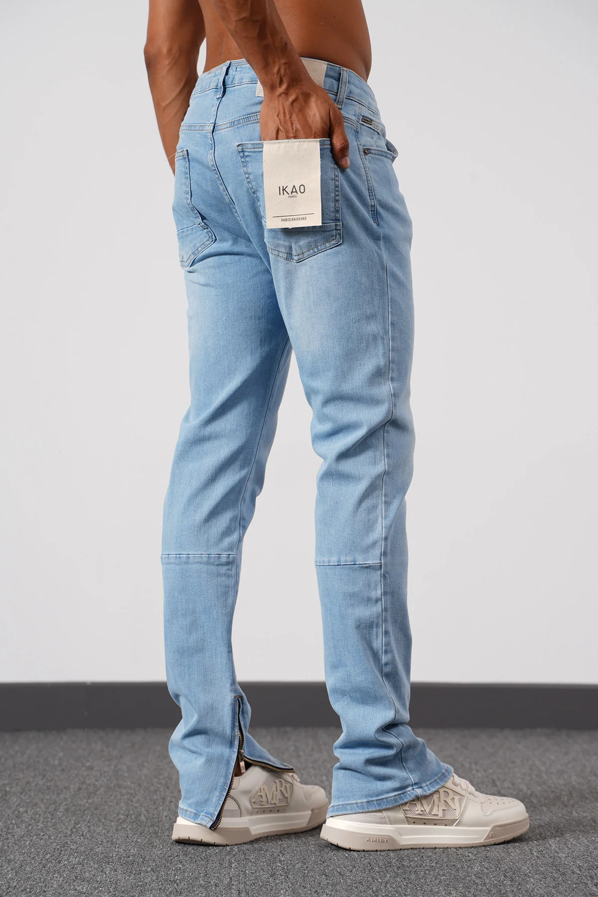 THE IKAO ZIPPED DENIM - Image 3