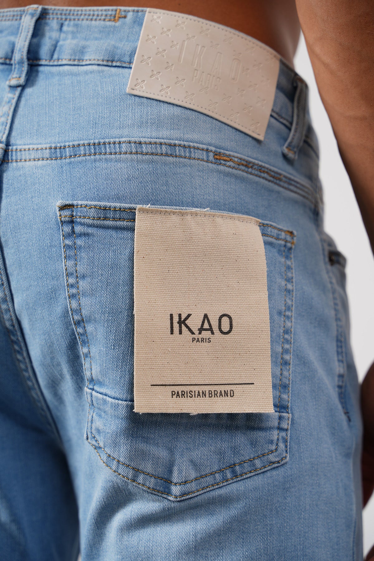 THE IKAO ZIPPED DENIM - Image 4