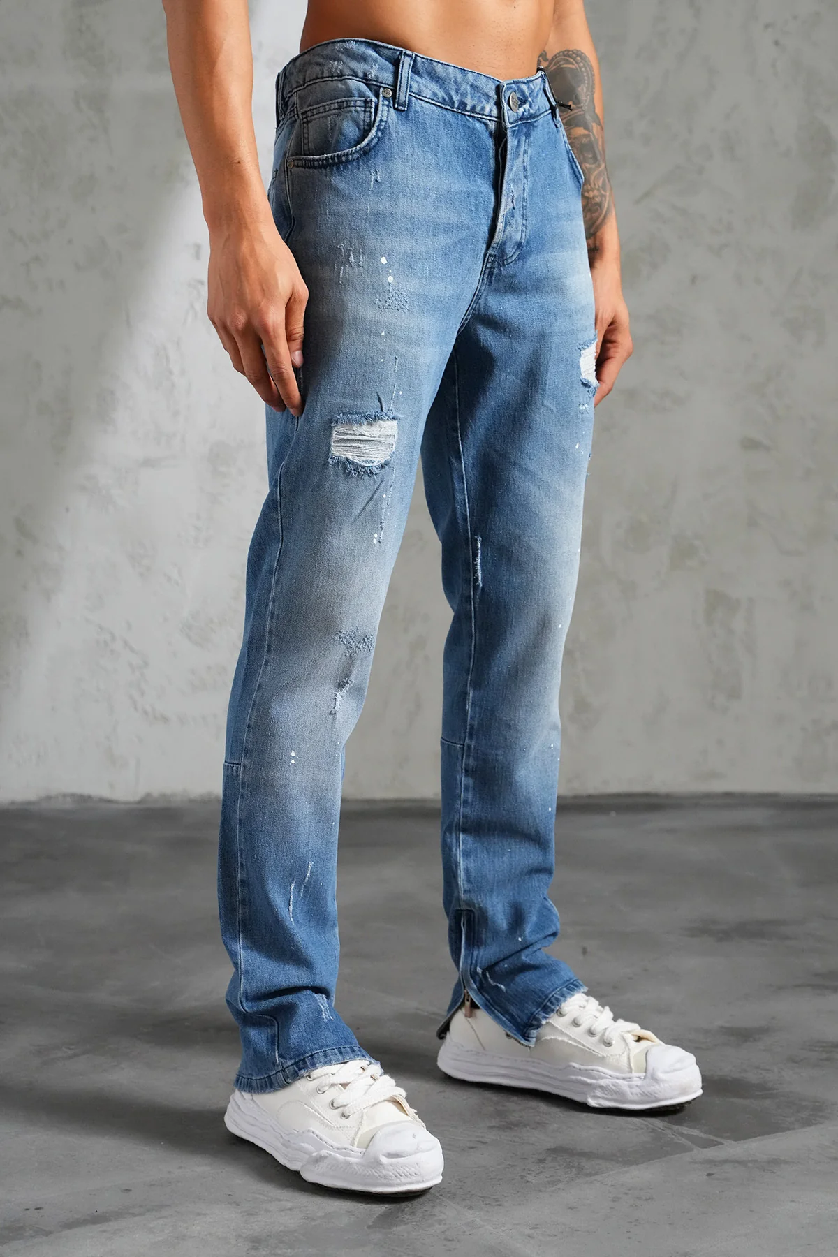 THE IKAO ZIPPED DENIM - Image 2