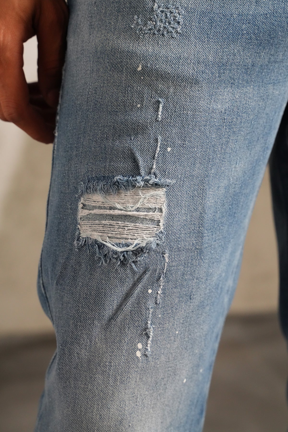 THE IKAO ZIPPED DENIM - Image 5