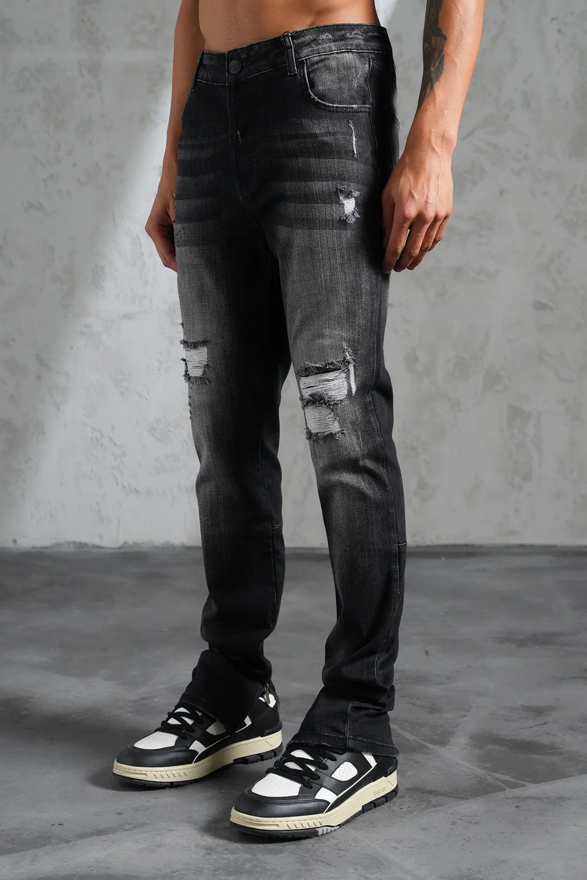 THE IKAO ZIPPED DENIM - Image 4
