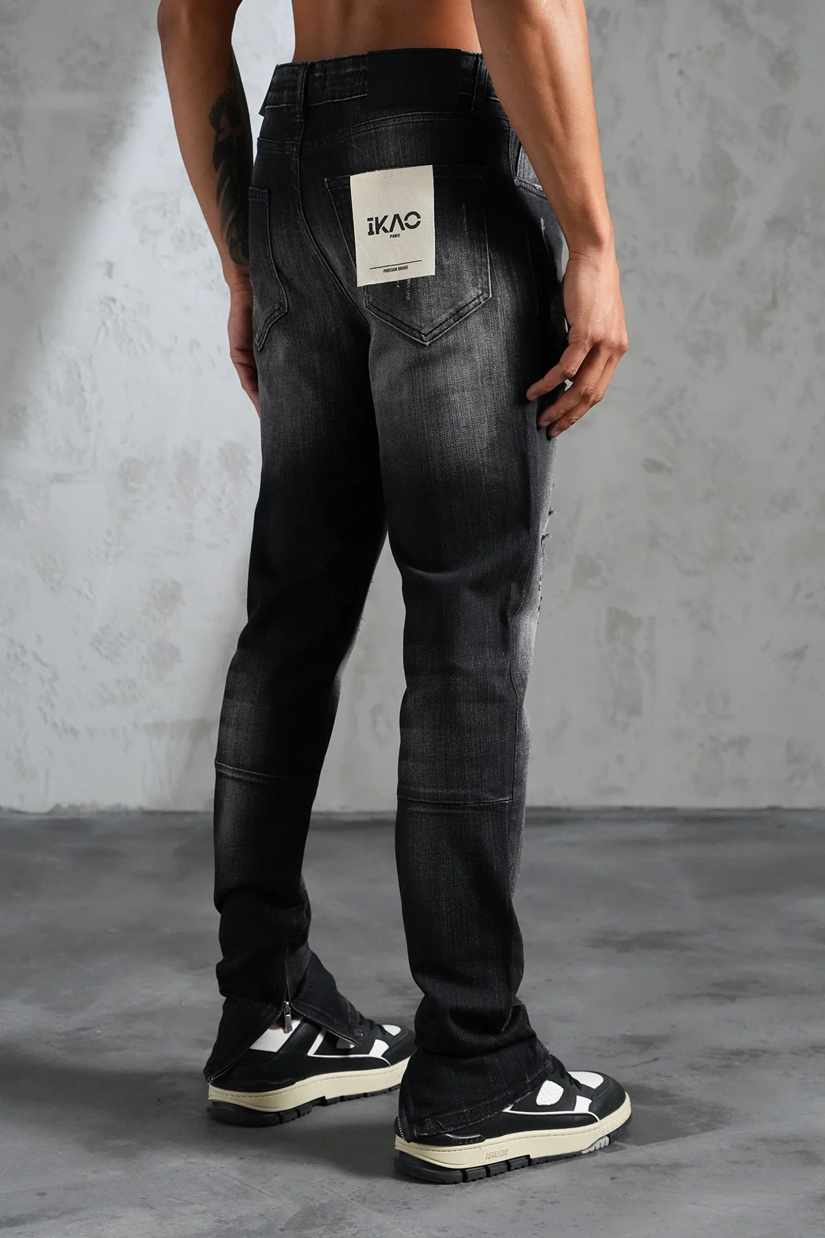 THE IKAO ZIPPED DENIM - Image 5