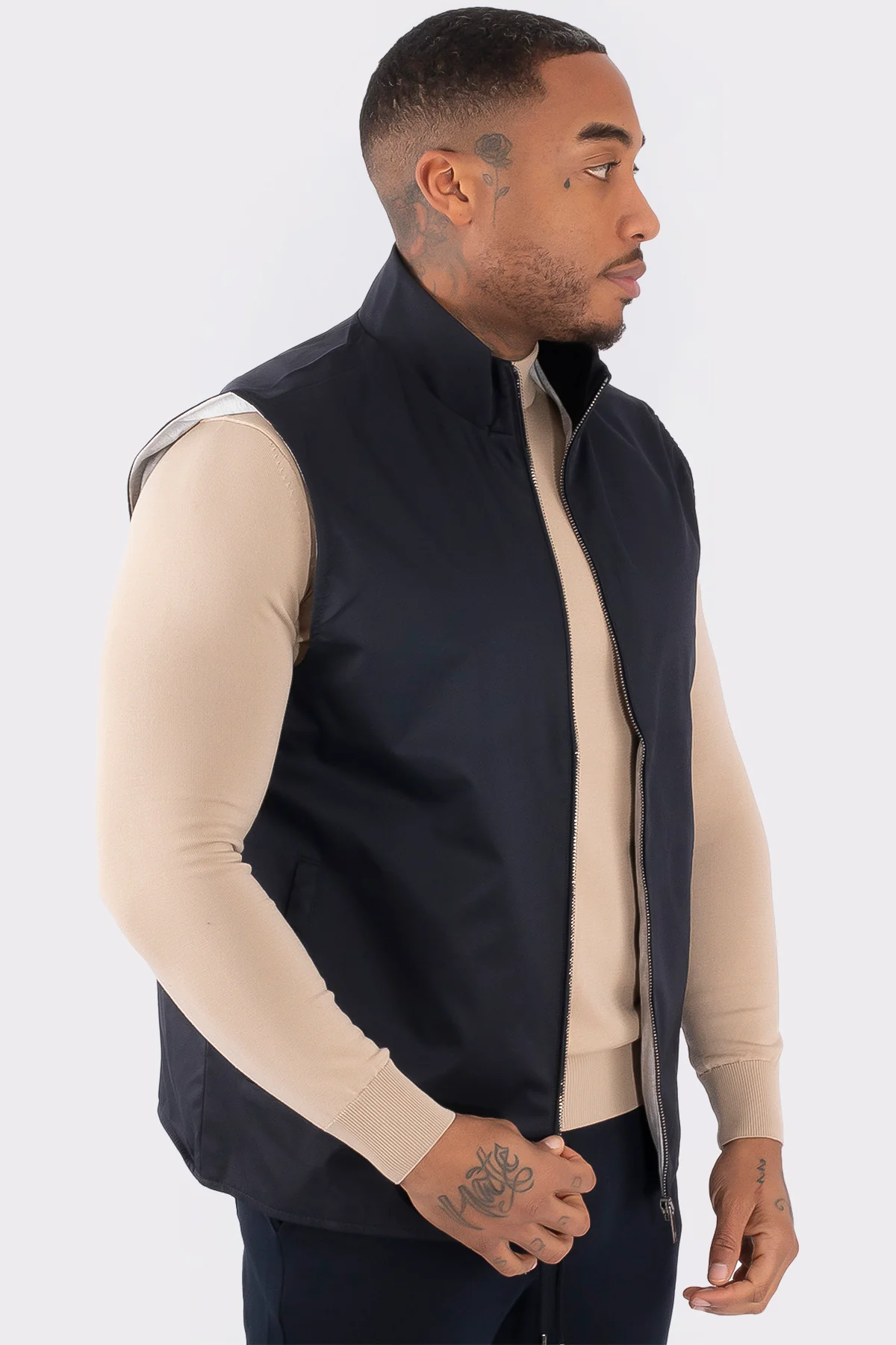THE LEAON BODYWARMER - Image 2